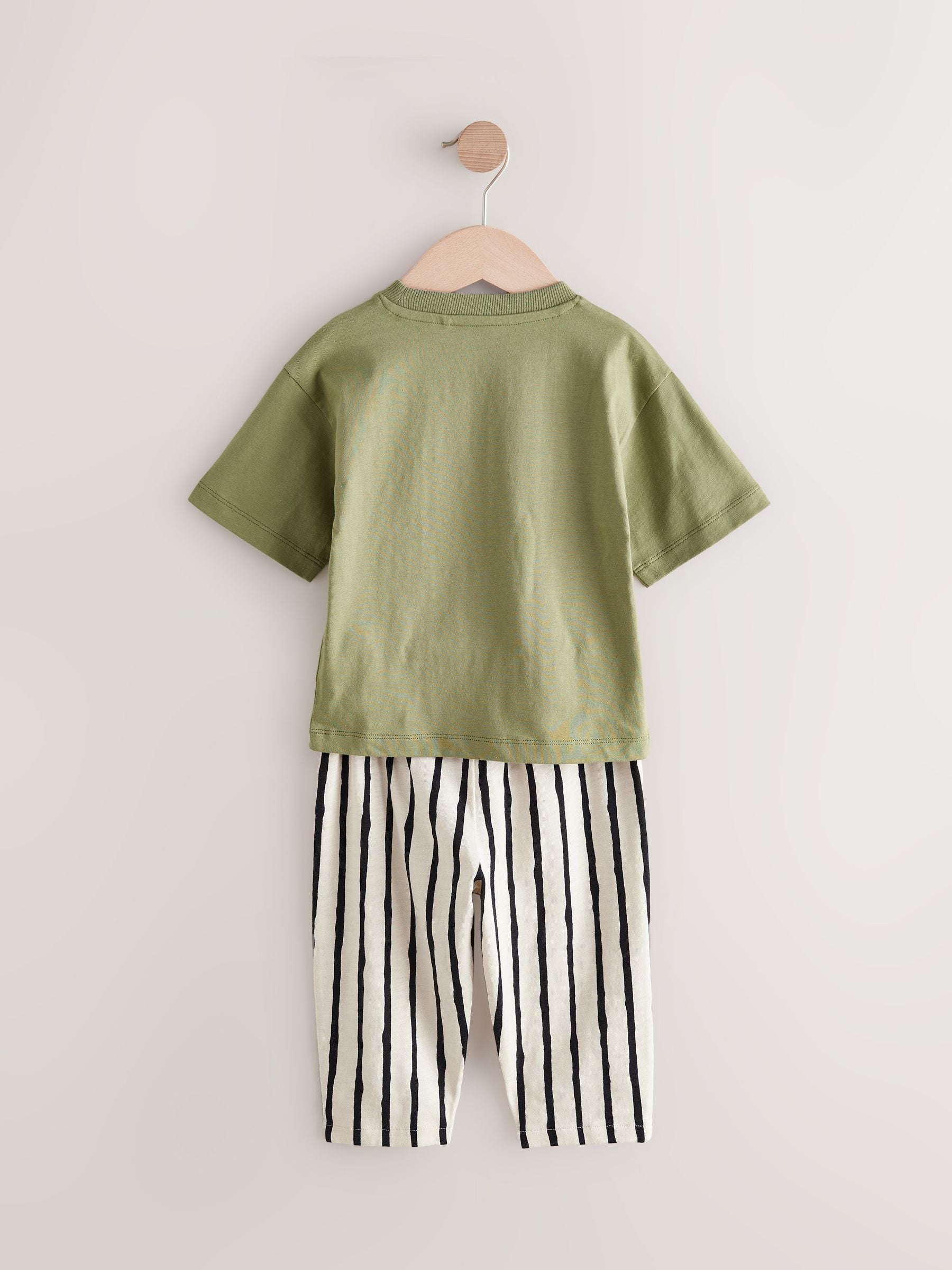 Khaki/Green Short Sleeve T-Shirts & Joggers Set 3 Pack (3mths-7yrs) image 6