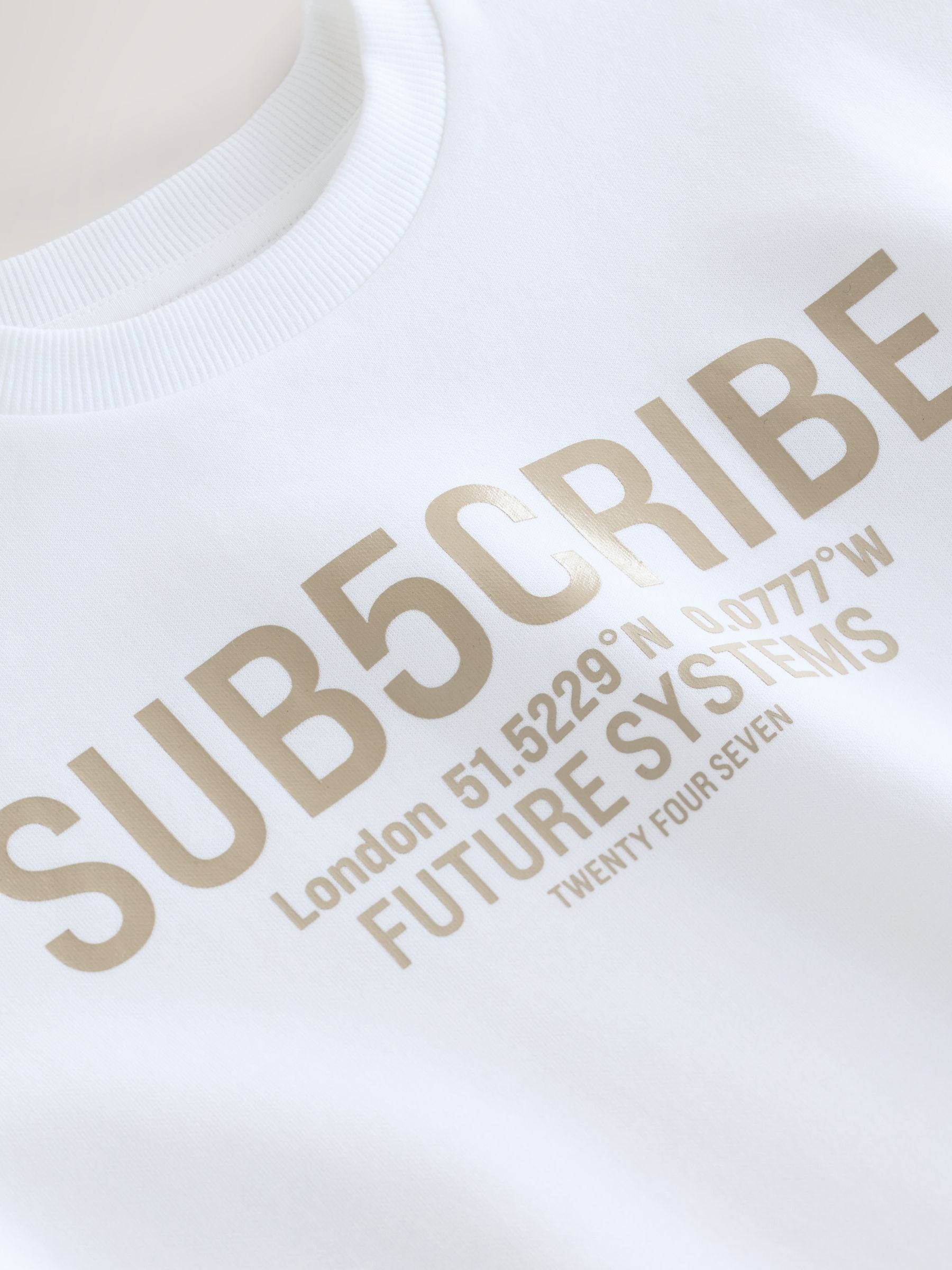 Dsiney Kidz - White Sub5cribe Graphic Heavyweight Short Sleeve T-Shirt (3-16yrs) image 6