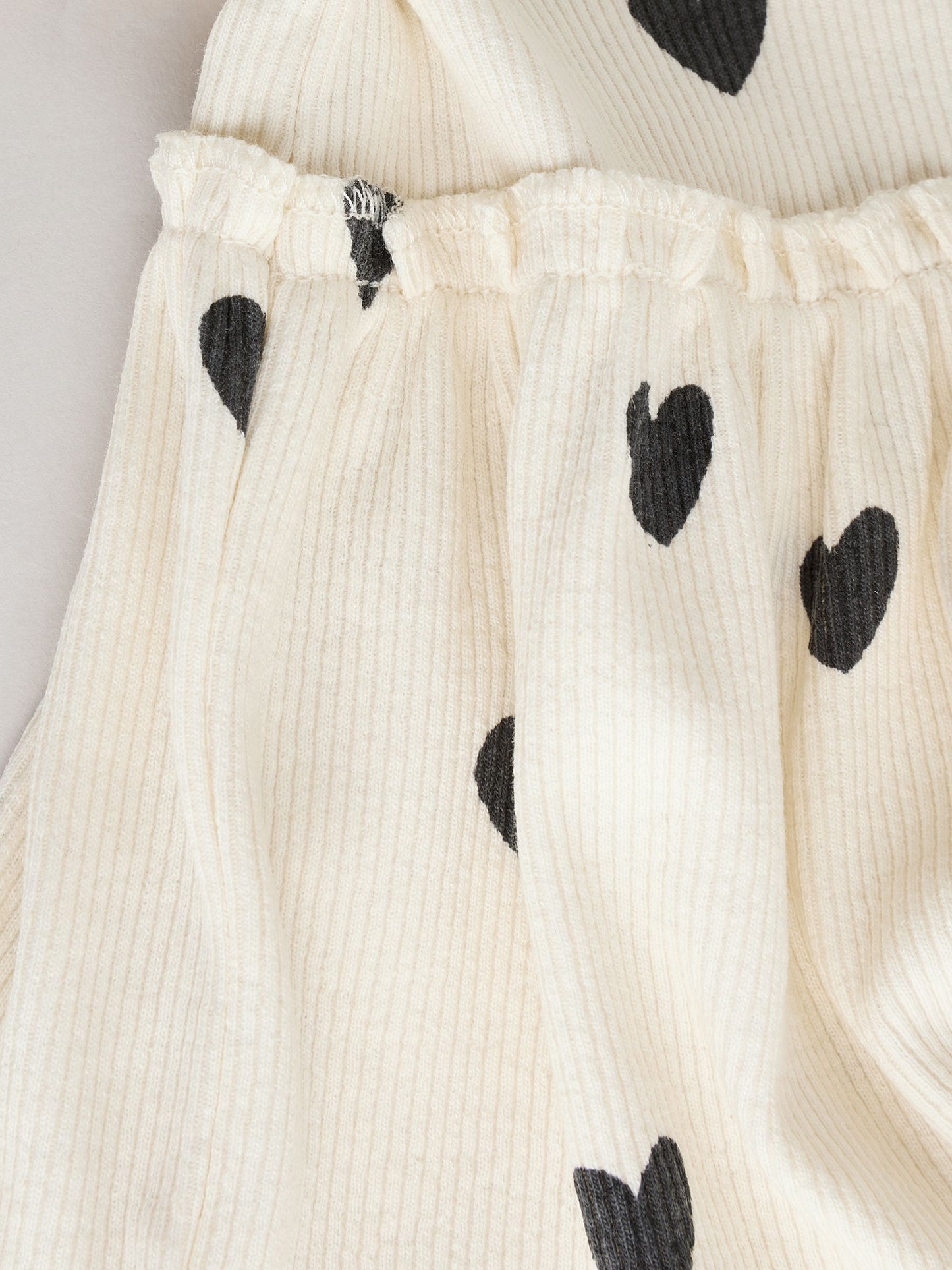 Black/ White Heart Print Baby Long Sleeve Frill Top And Leggings Set (0mths-2yrs) image 3