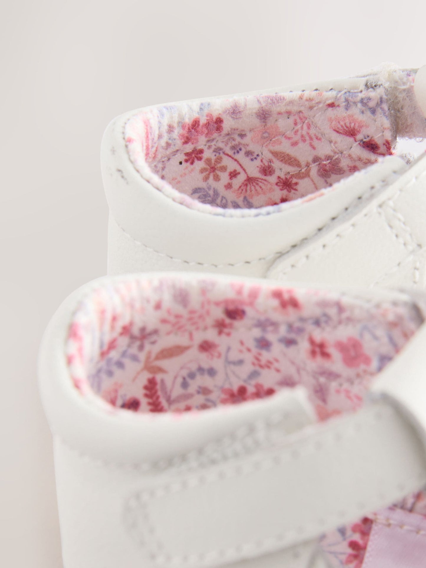 White Leather Baby T-Bar Shoes (0-24mths) image 4
