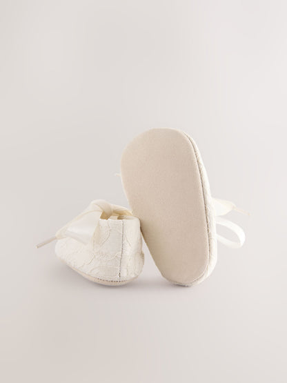 Cream Lace Baby Tie Front Occasion Shoes (0-24mths) image 5
