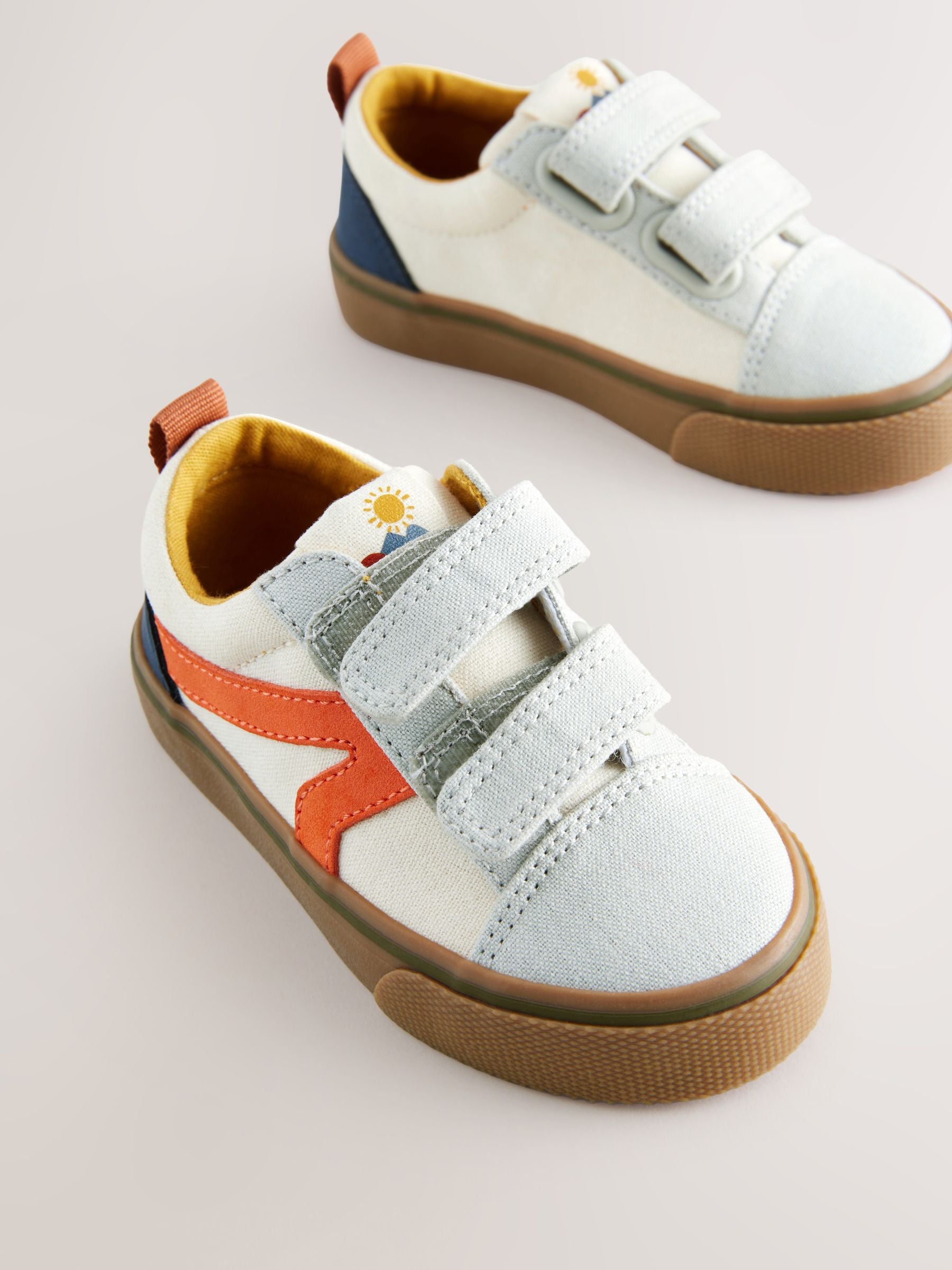 Multi Standard Fit (F) Touch Fastening Trainers image 7