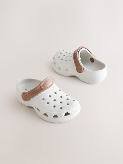 Neutral Standard Fit (F) Clogs