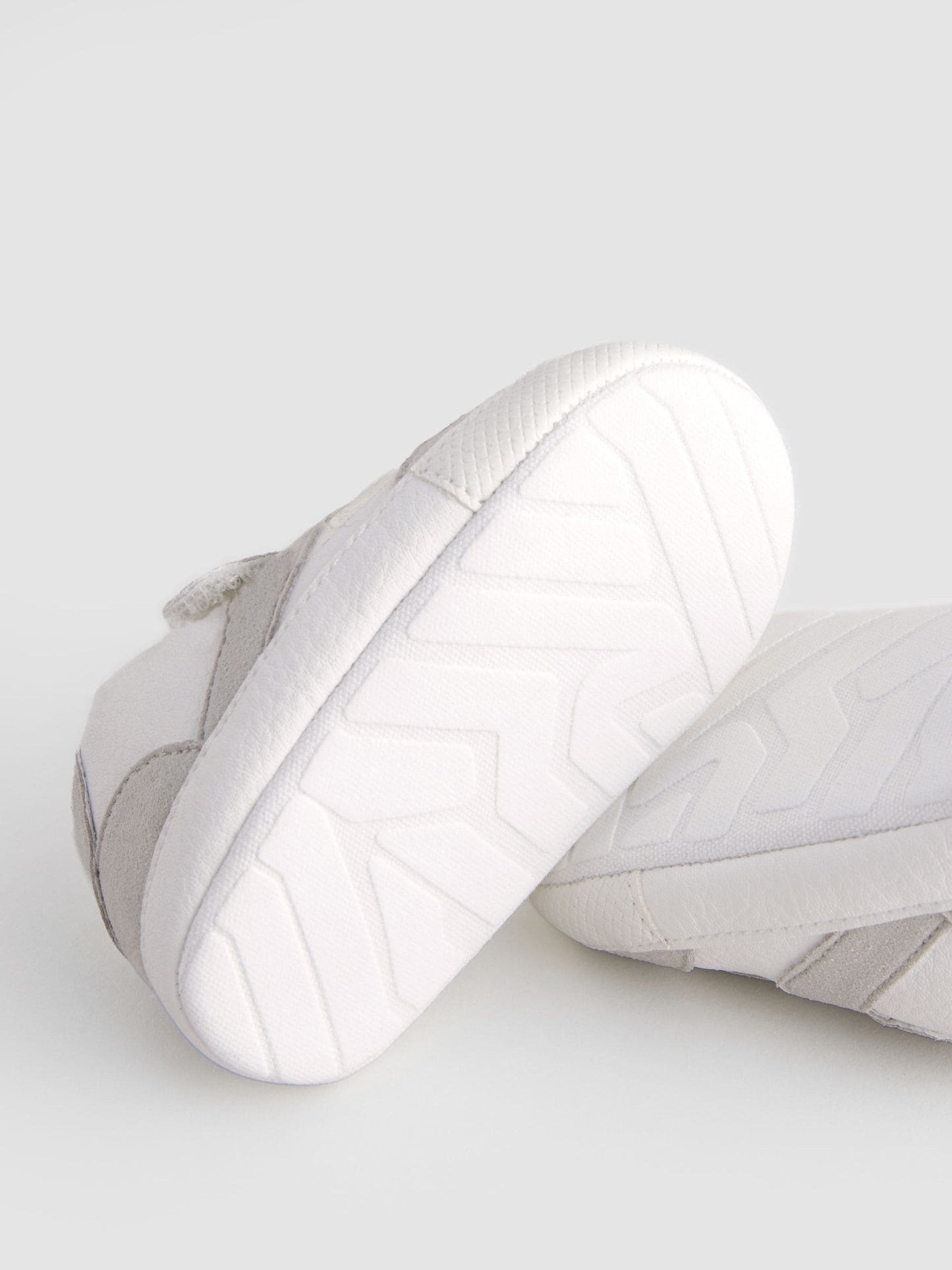 White/Grey Baby Touch Fastening Elastic Lace Chevron Trainers (0-2mths)
