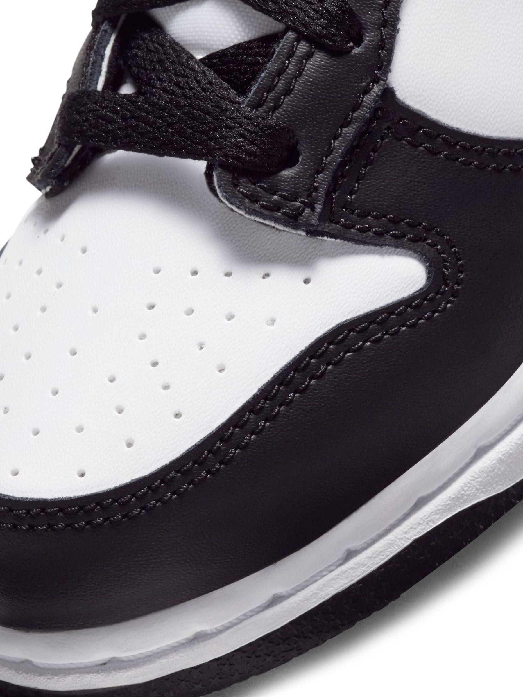 Nike Black/White Junior Dunk Low Trainers image 7