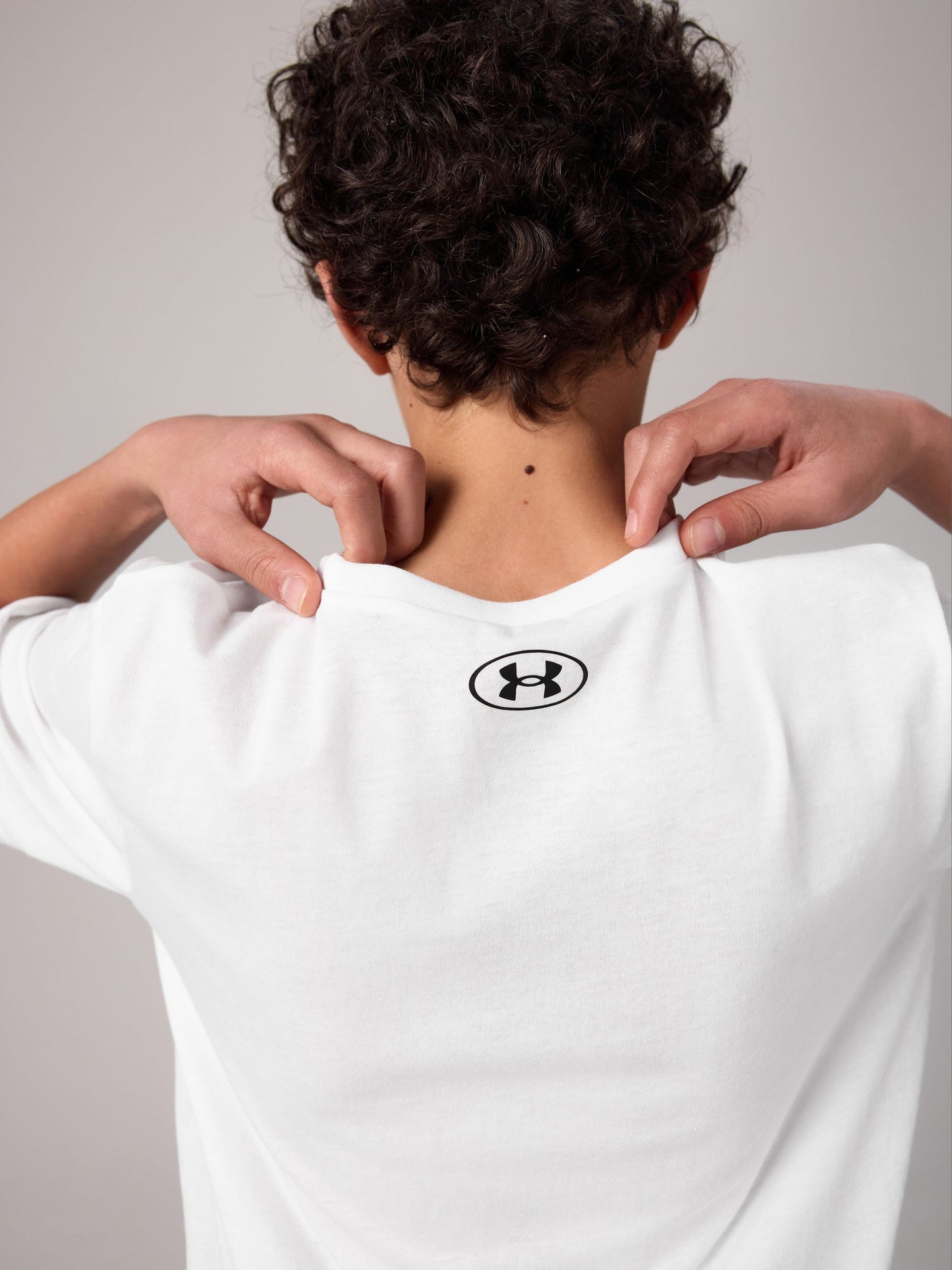 Dsiney Kidz - Under Armour White Sportstyle Short Sleeve T-Shirt image 4