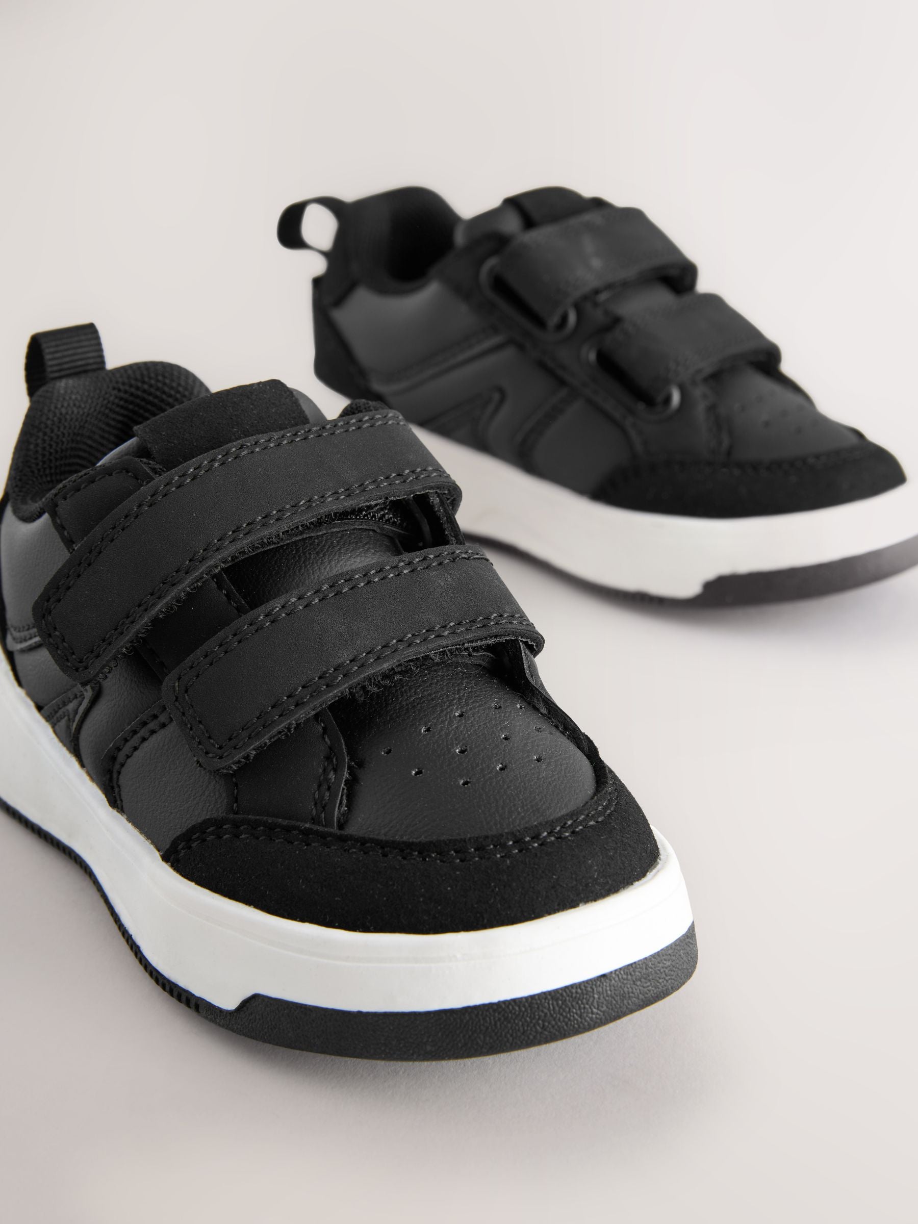 Black Wide Fit (G) Touch Fastening Two Strap Trainers image 4