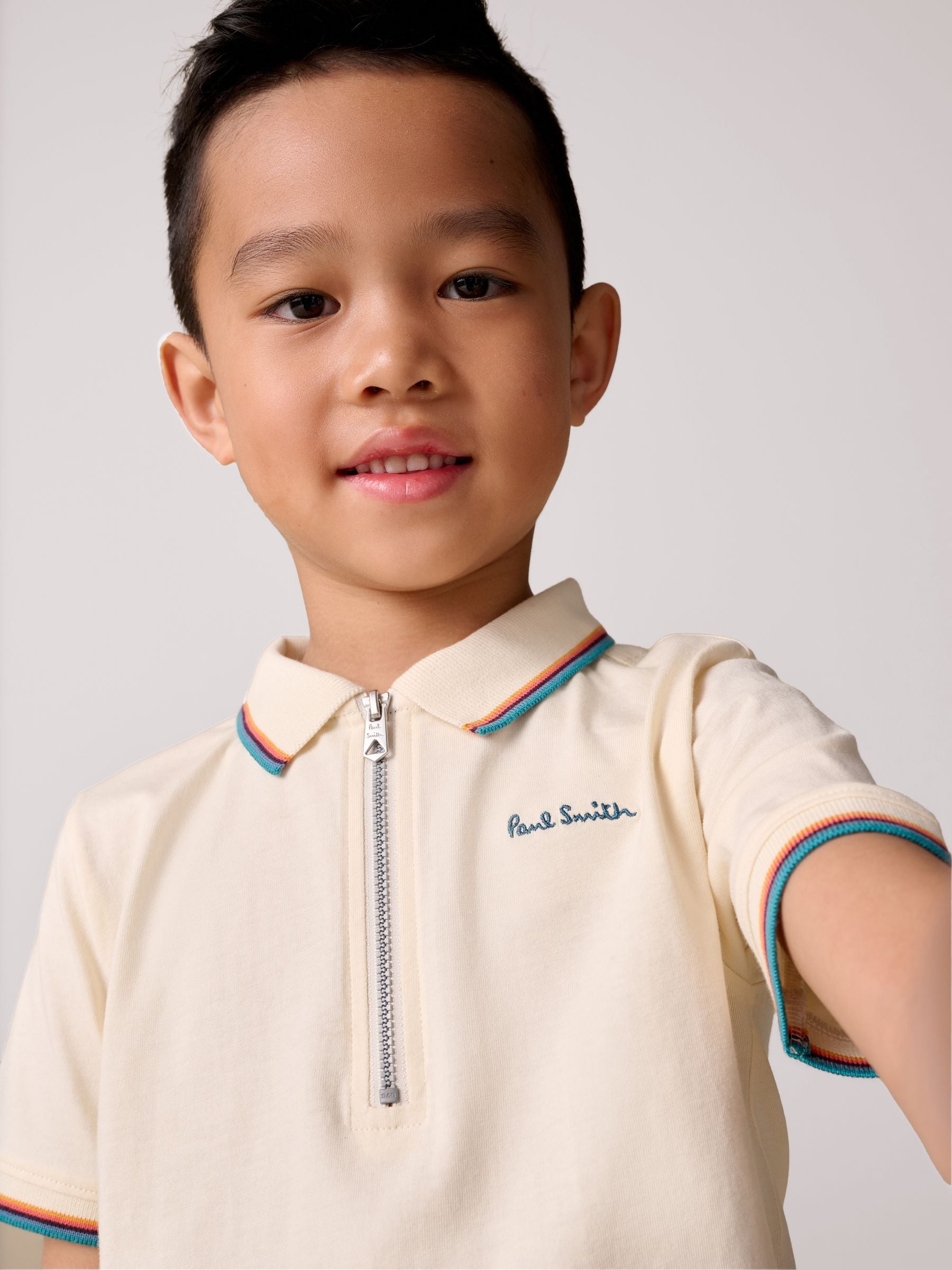 Dsiney Kidz - Paul Smith Junior White Short Sleeve Artist Quarter Zip Polo Shirt image 3