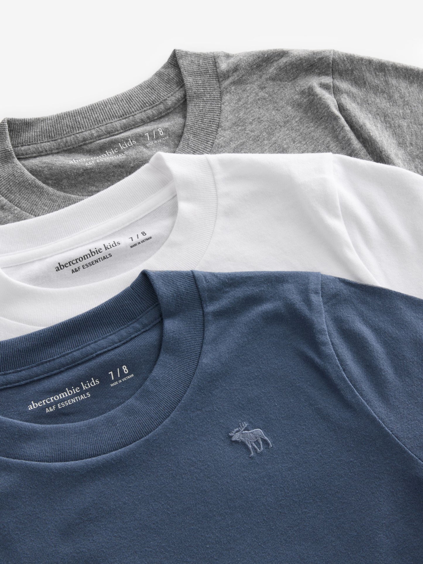 Dsiney Kidz - Abercrombie & Fitch White 3 Pack Long Sleeve T-Shirts image 6