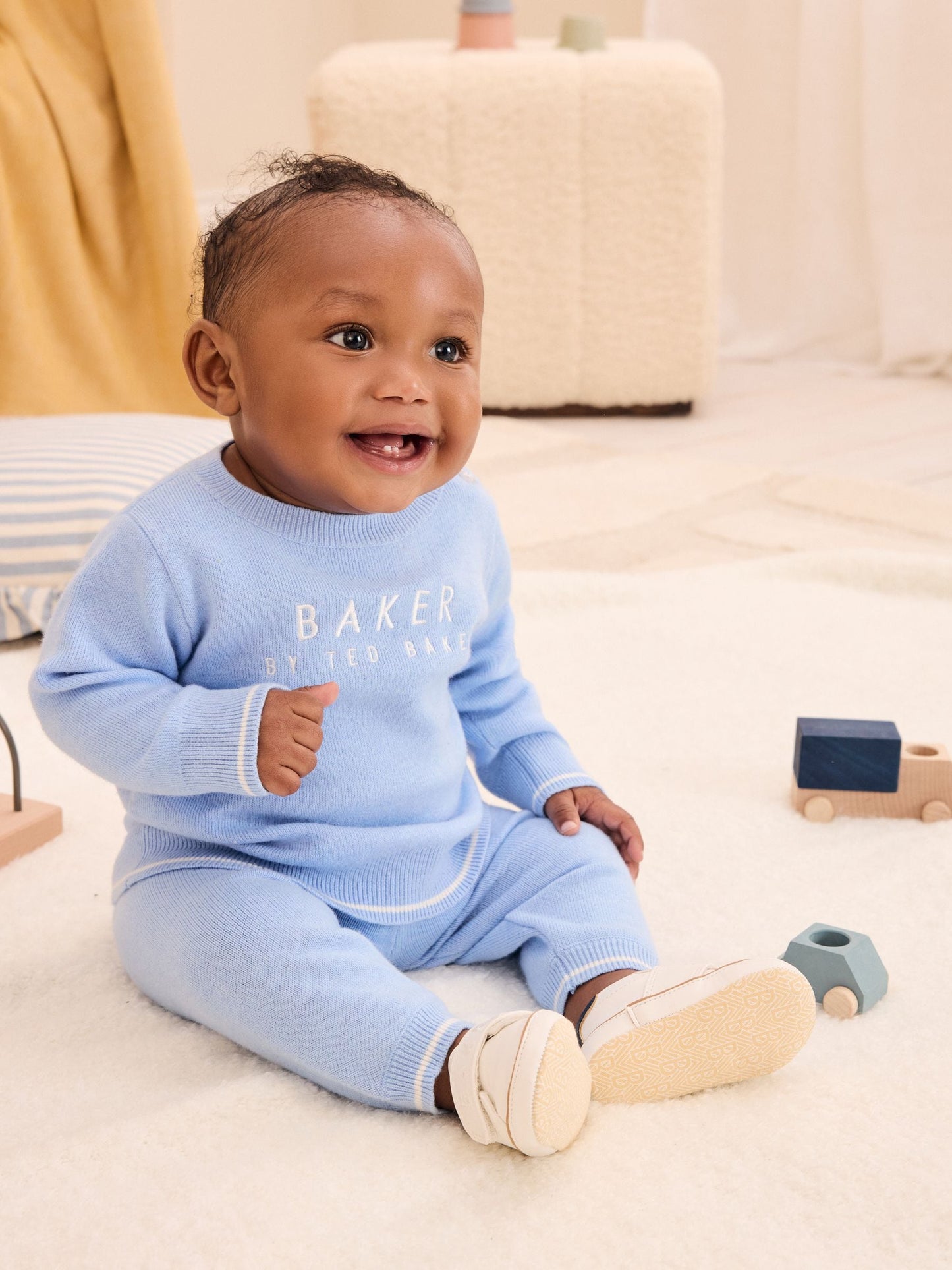 Dsiney Kidz - Baker by Ted Baker Blue Knit Knitted Top and Joggers Set image 1