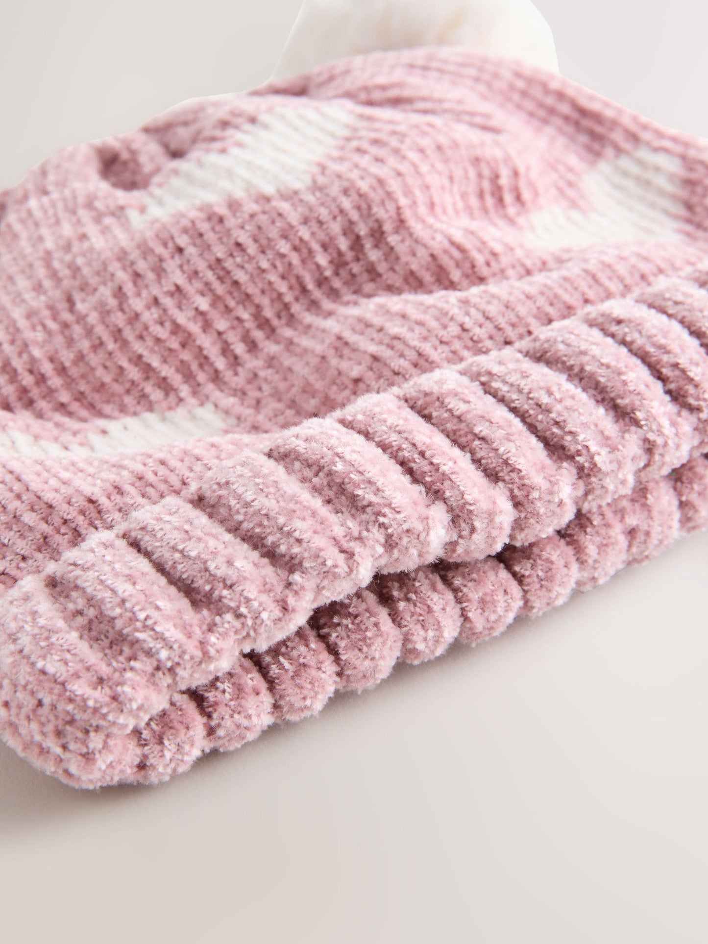 Pink Baby Heart Print Double Pom Chenillle Knitted Hat (0mths-2yrs)