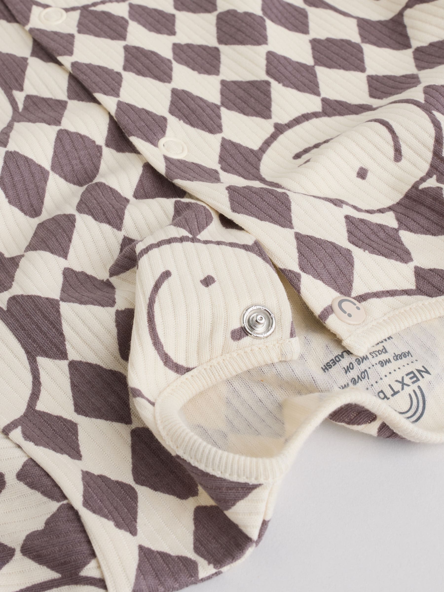 Monochrome Baby Sleepsuits 4 Pack (0mths-3yrs) image 3