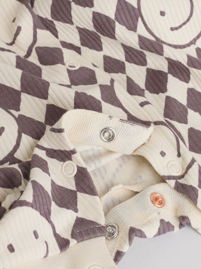 Monochrome Baby Sleepsuits 4 Pack (0mths-3yrs) image 5