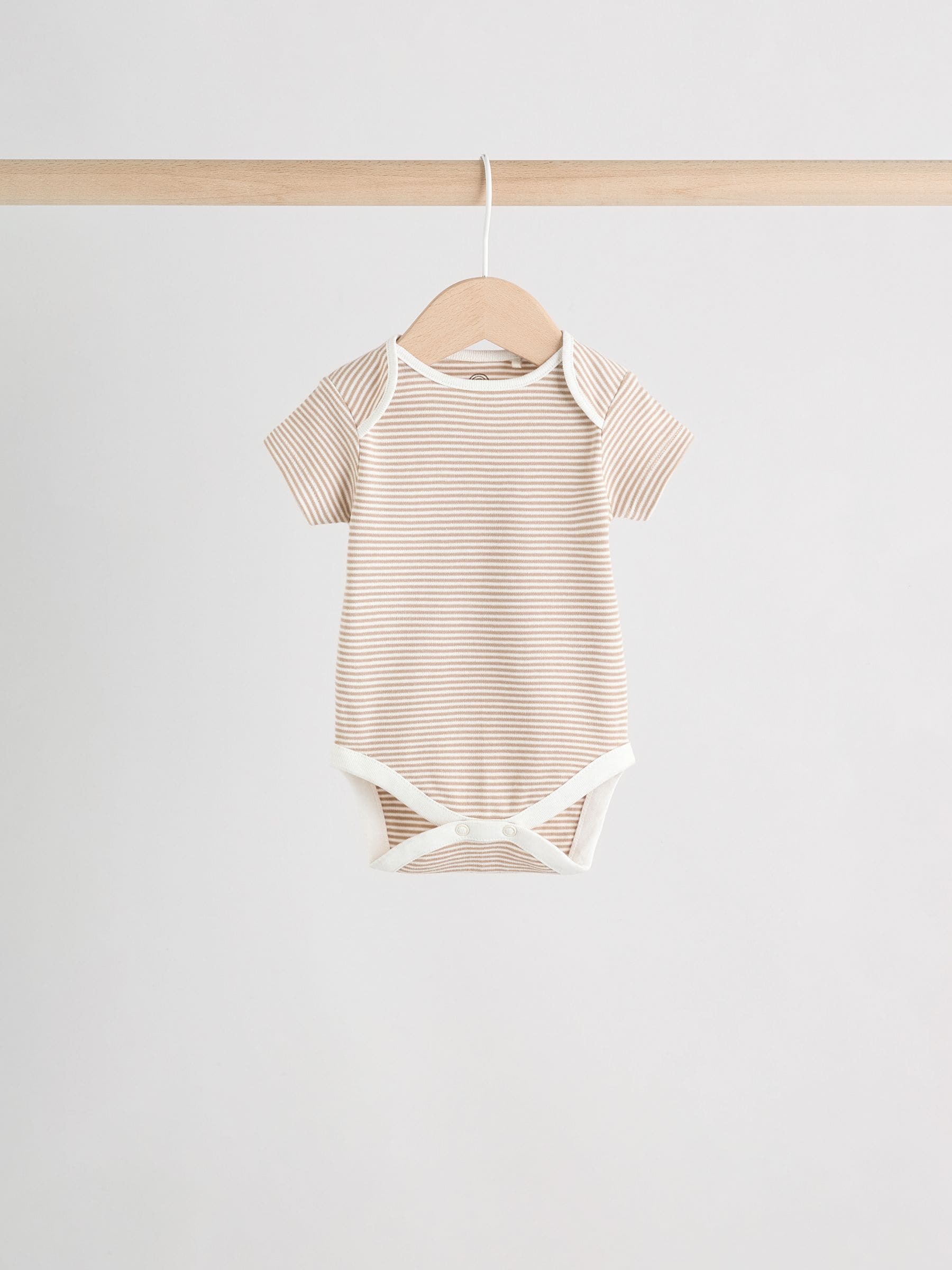Neutral Baby Sleepsuit, Bodysuit, Beanie and Bib Set 4 Piece (0-9mths) image 3