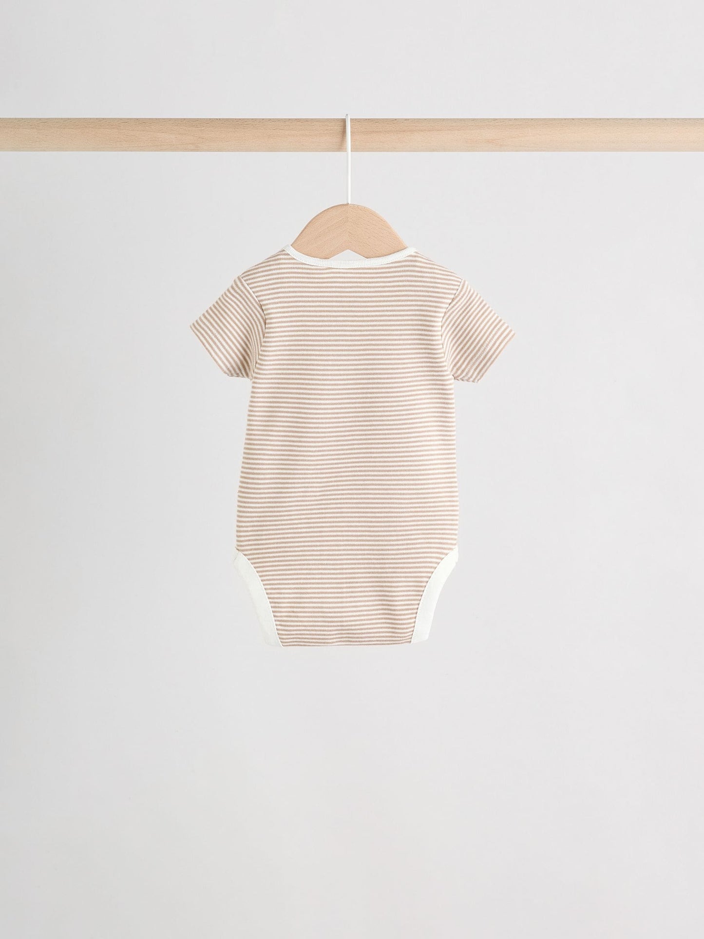Neutral Baby Sleepsuit, Bodysuit, Beanie and Bib Set 4 Piece (0-9mths) image 6