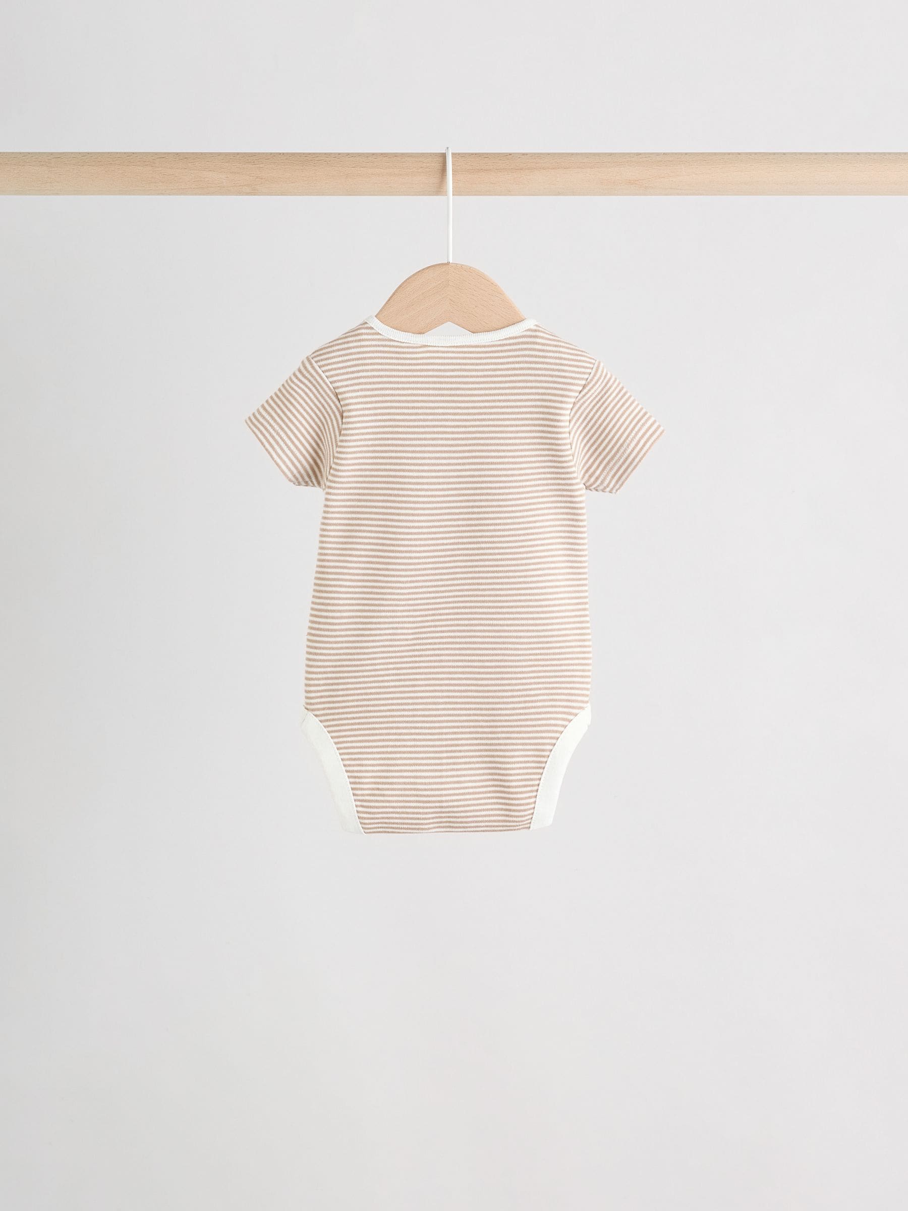Neutral Baby Sleepsuit, Bodysuit, Beanie and Bib Set 4 Piece (0-9mths) image 6
