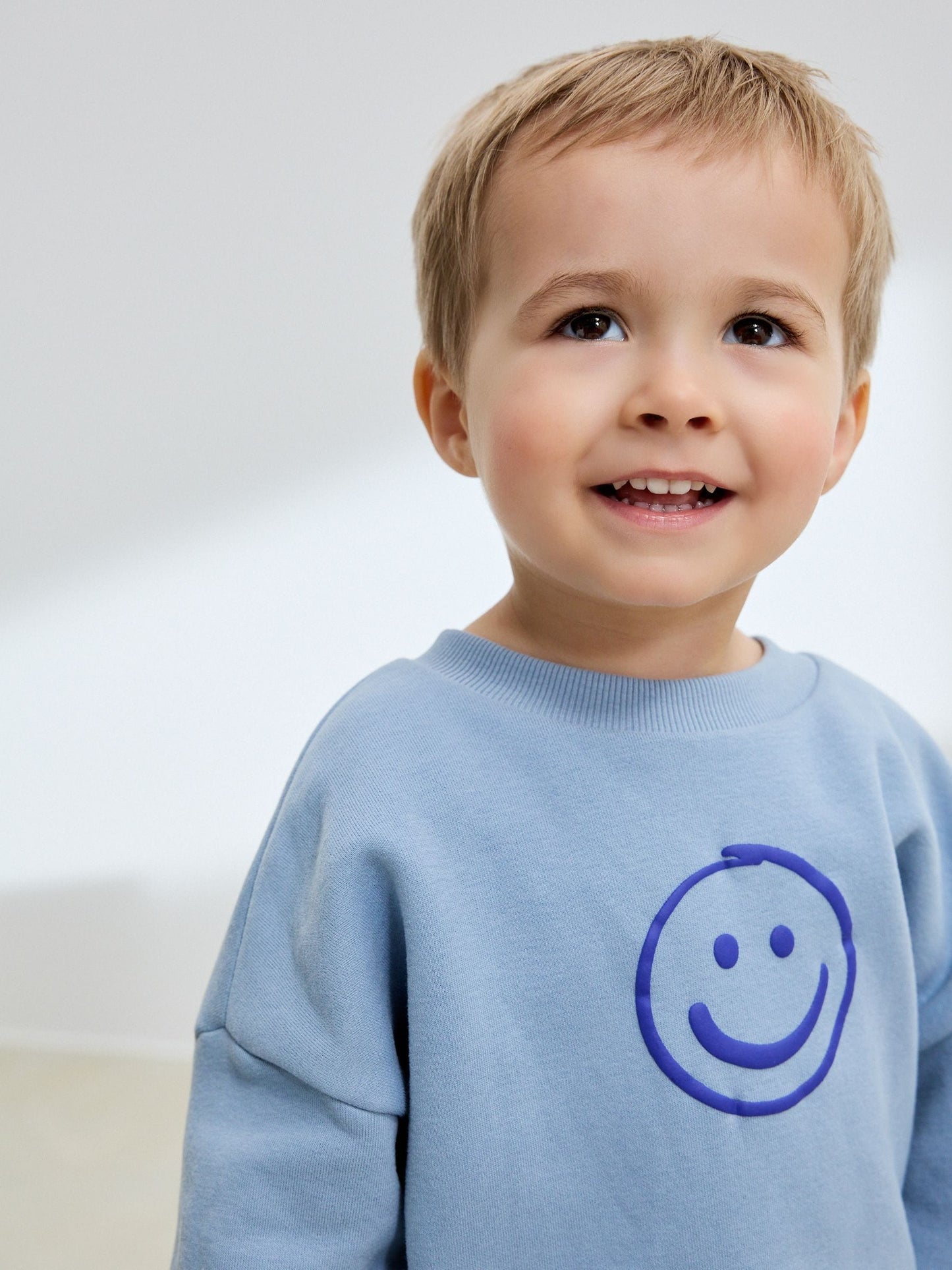 Dsiney Kidz - Light Blue Back Print Crew Neck Joggers Set (3mths-7yrs) image 3