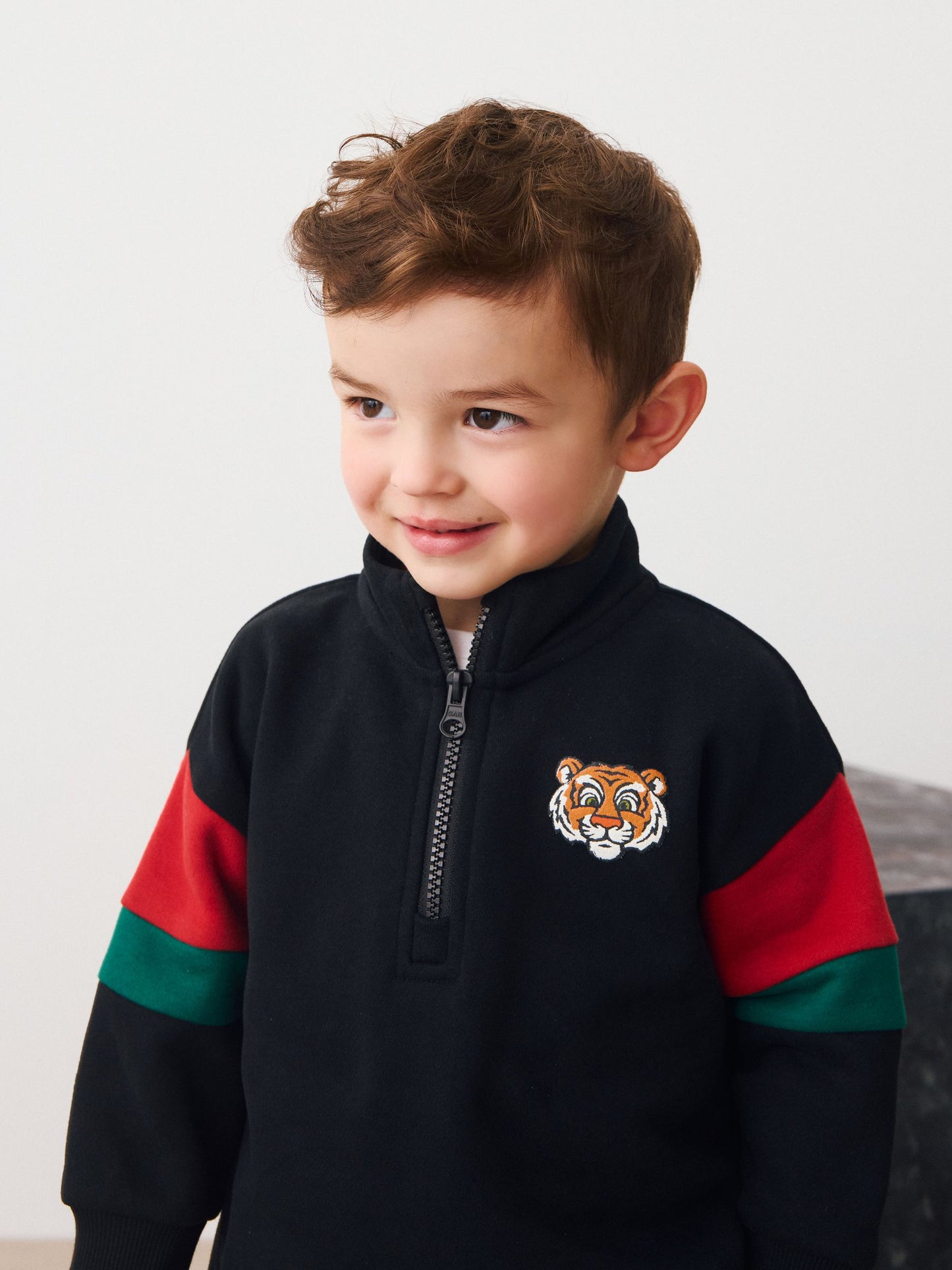 Dsiney Kidz - Black Half Zip Top and Joggers Set (3mths-7yrs) image 2