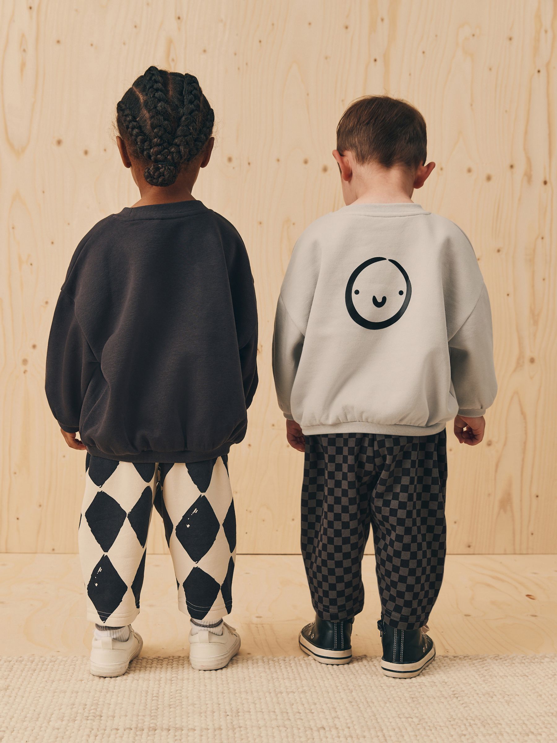Black/White Printed 2 Pack Sweatshirt And Stripe Joggers Set (3mths-7yrs) image 7