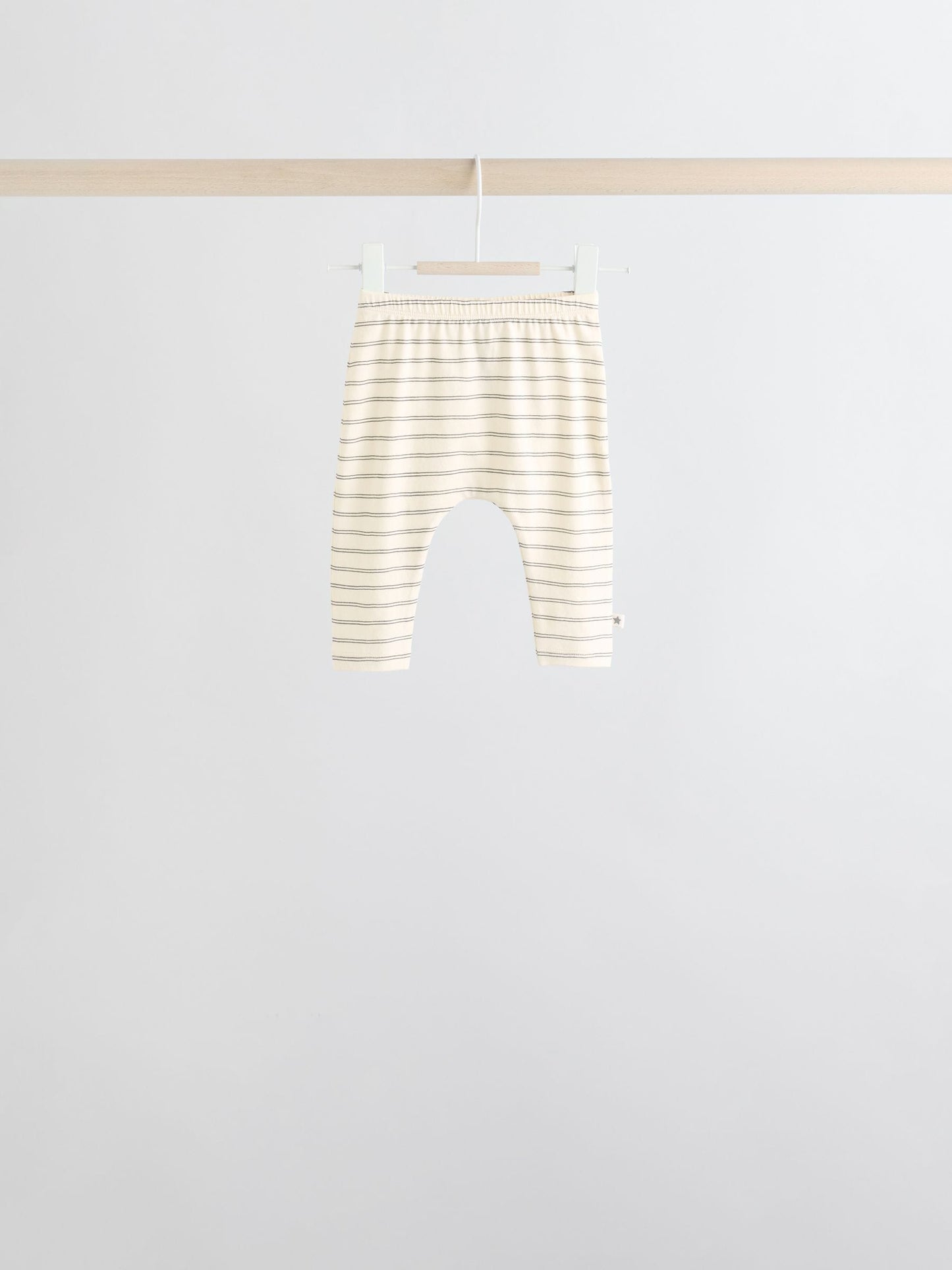Grey/Cream Character Long Sleeve Top And Leggings Set 6 Piece (0mths-3yrs) image 4