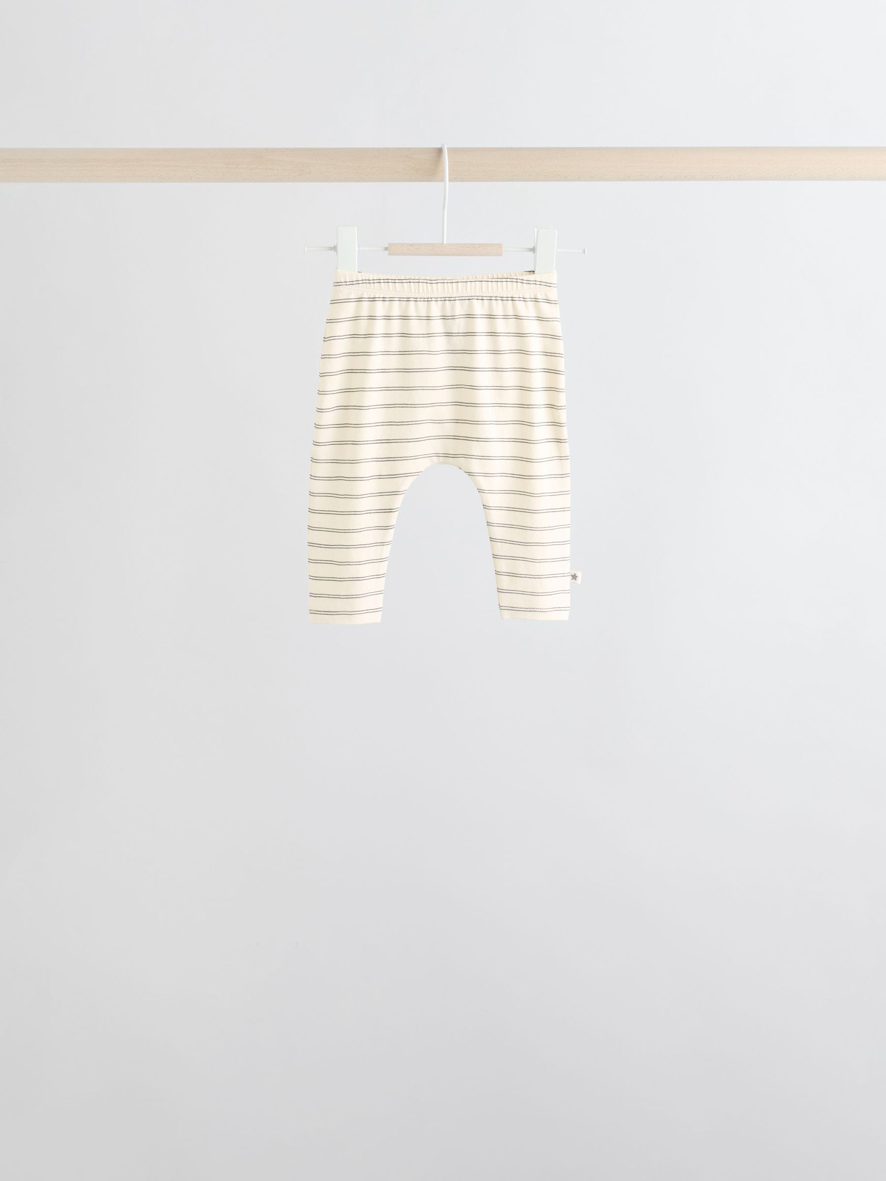 Grey/Cream Character Long Sleeve Top And Leggings Set 6 Piece (0mths-3yrs) image 4