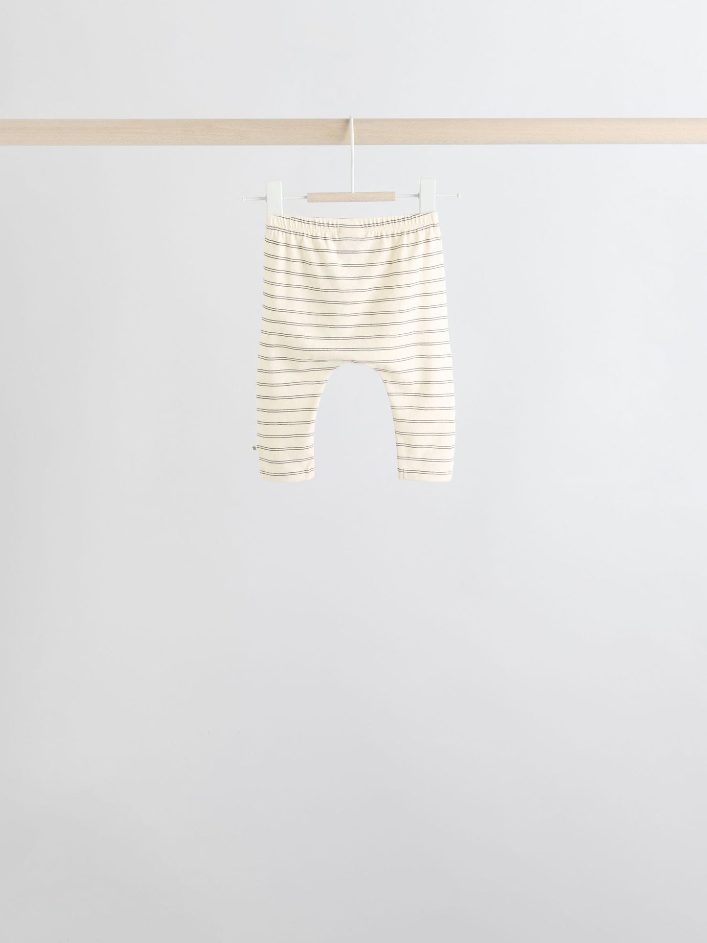 Grey/Cream Character Long Sleeve Top And Leggings Set 6 Piece (0mths-3yrs) image 6