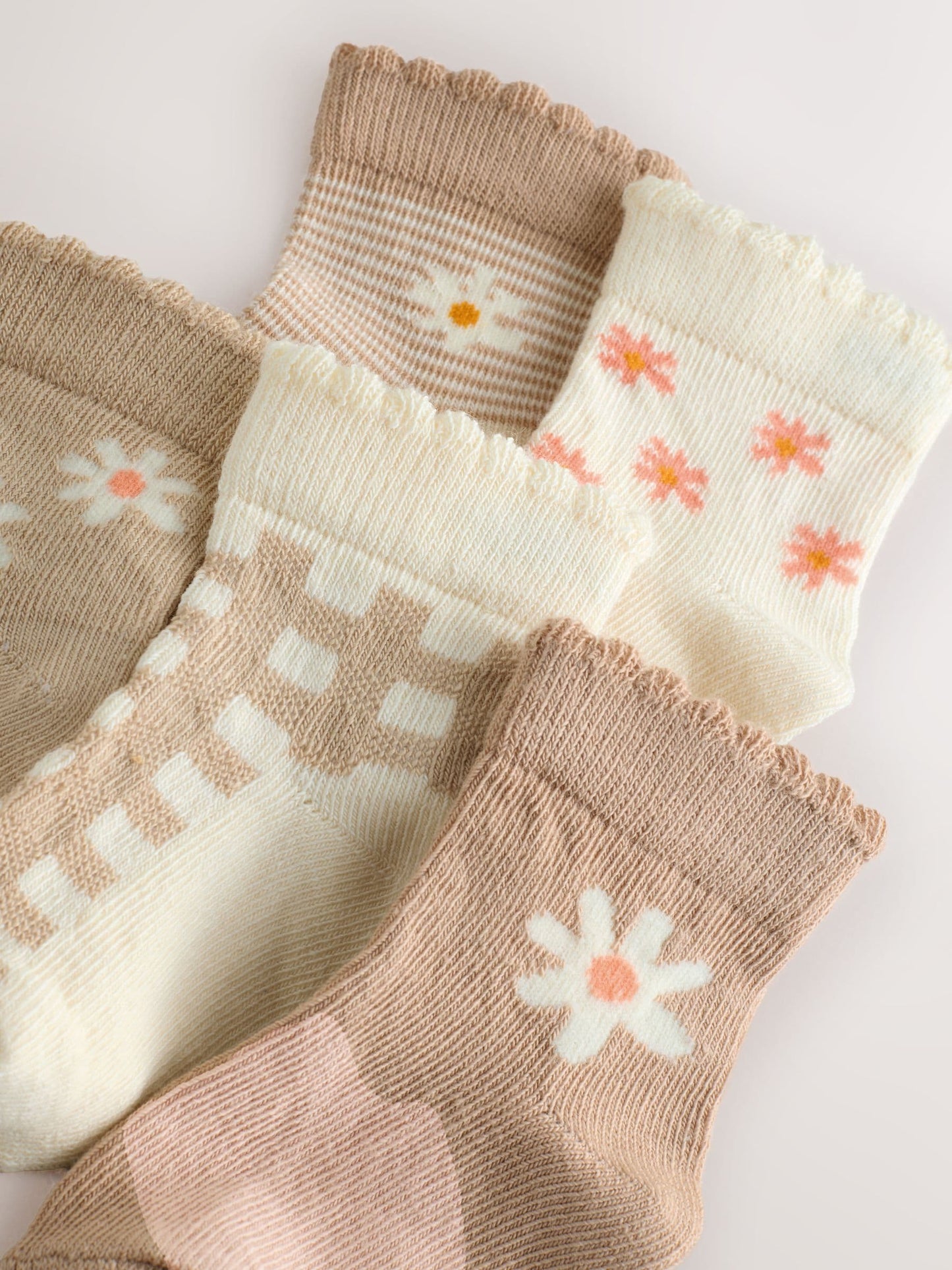 Neutral Baby Socks 5 Pack (0mths-2yrs)