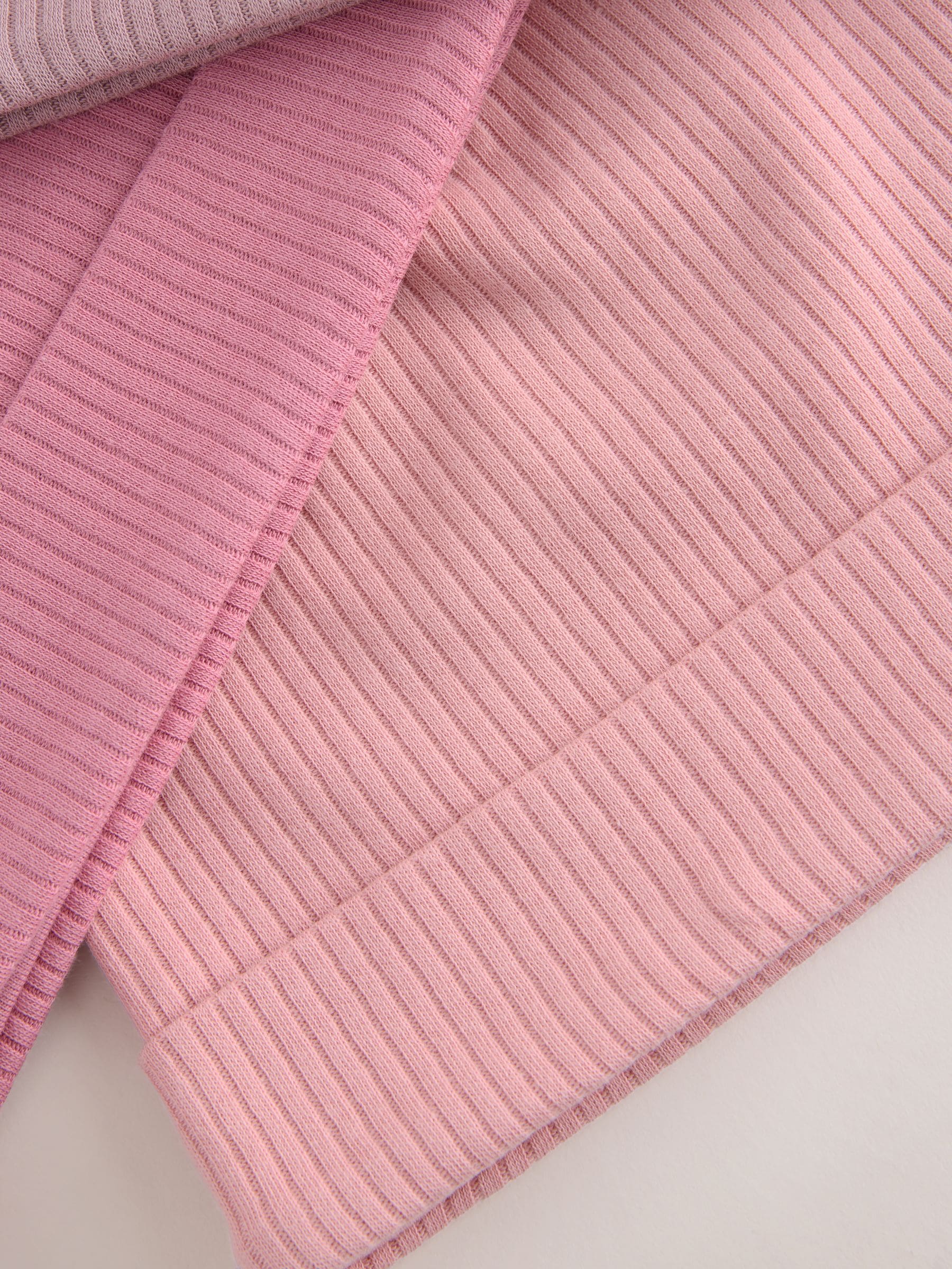 Pink 3 Pack Baby Beanies (0-18mths) image 6