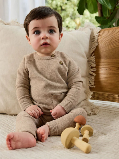 Neutral Baby Knitted Jumper and Leggings Set (0mths-2yrs)