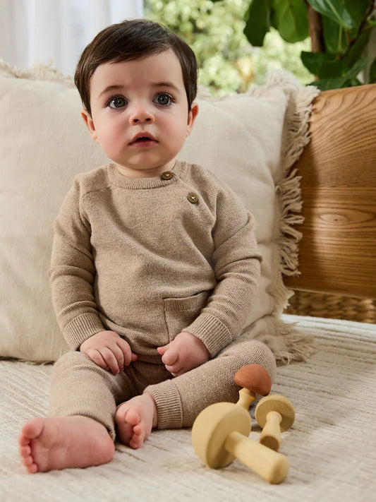 Neutral Baby Knitted Jumper and Leggings Set (0mths-2yrs)