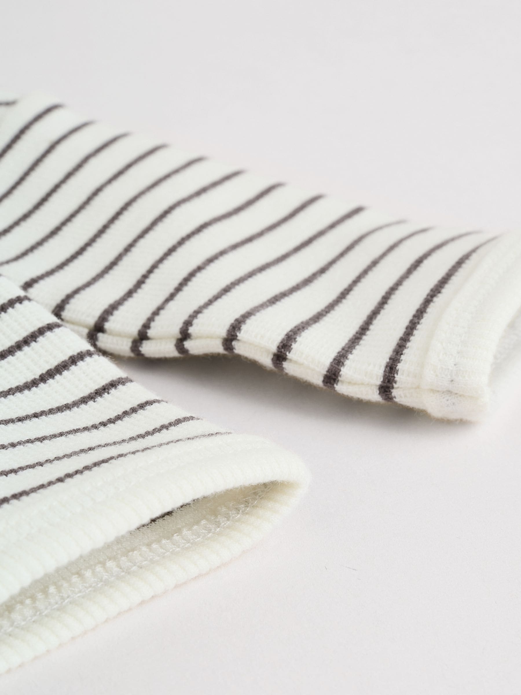 Mono Stripe Baby Long Sleeve T-Shirts 4 Pack (0mths-2yrs) image 5