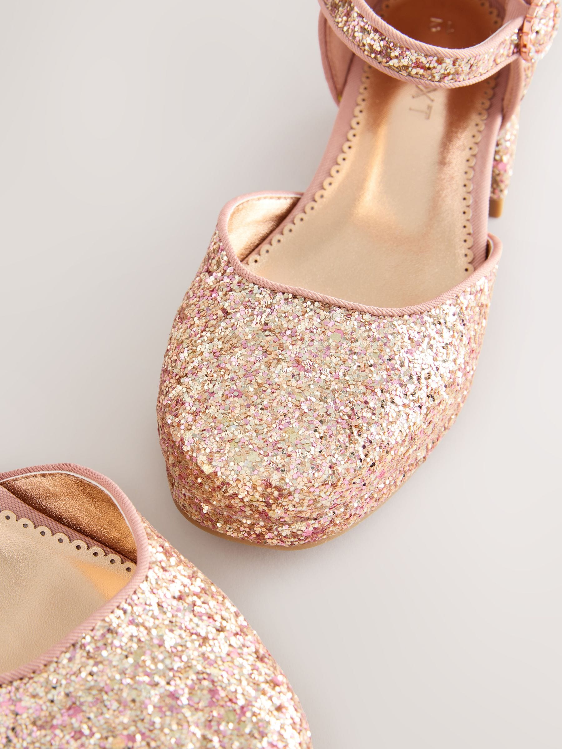 Dsiney Kidz - Pink Platform Heel Occasion Shoes image 5