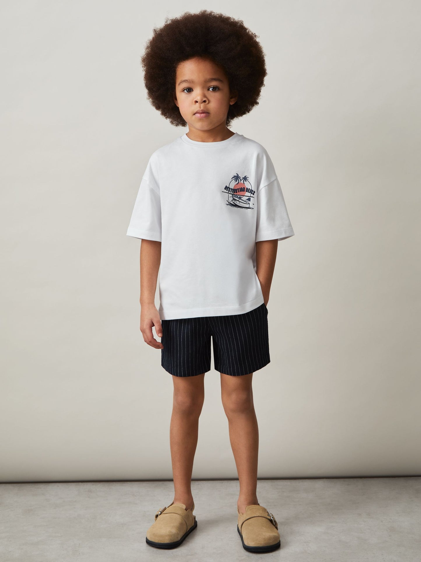 Dsiney Kidz - Reiss White/Multi Jimmy 3-9 yrs Cotton Oversized Graphic-Print T-Shirt image 1