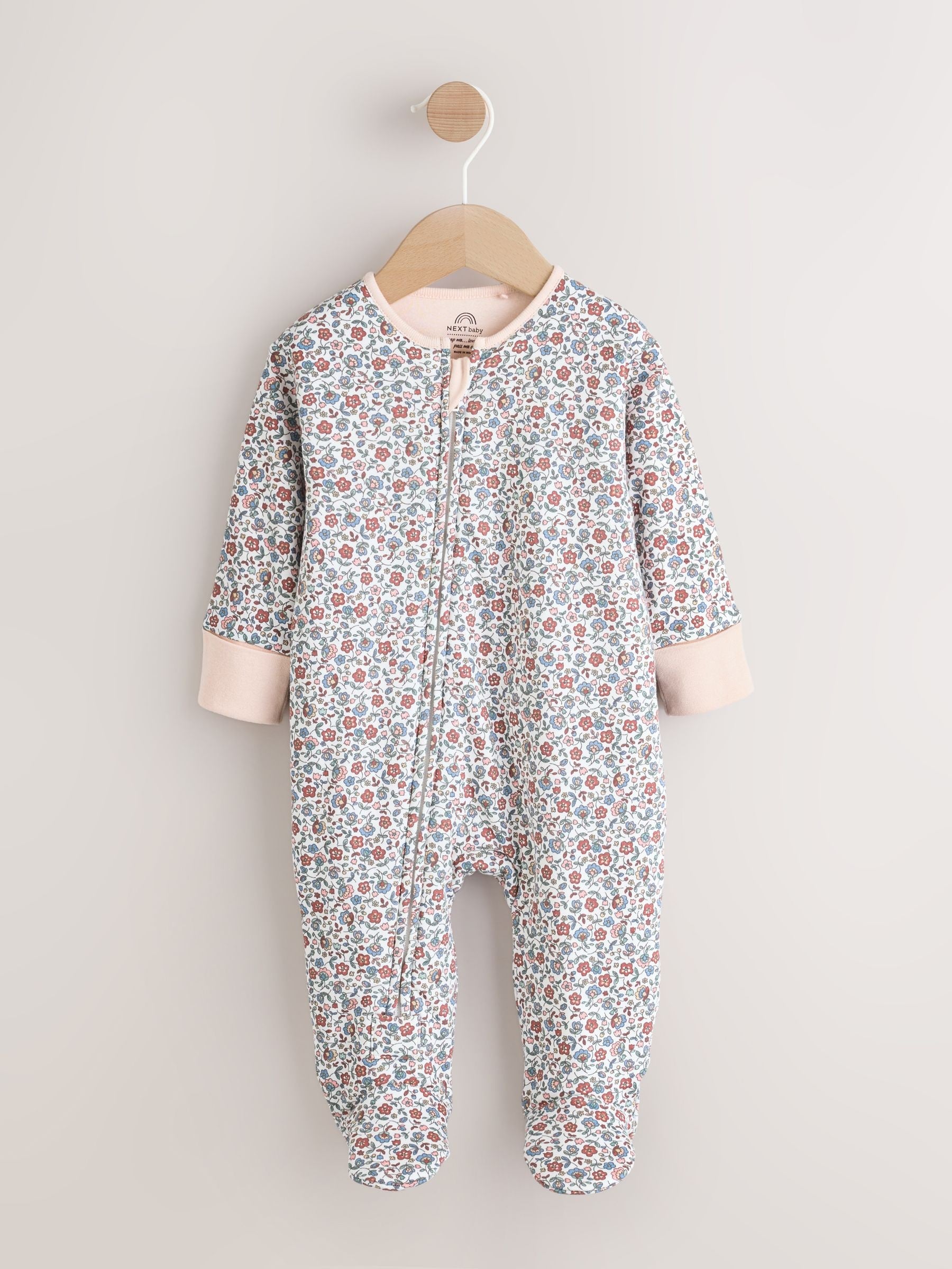 Ecru Floral 2.5 TOG Wadded Baby Sleepsuit image 1