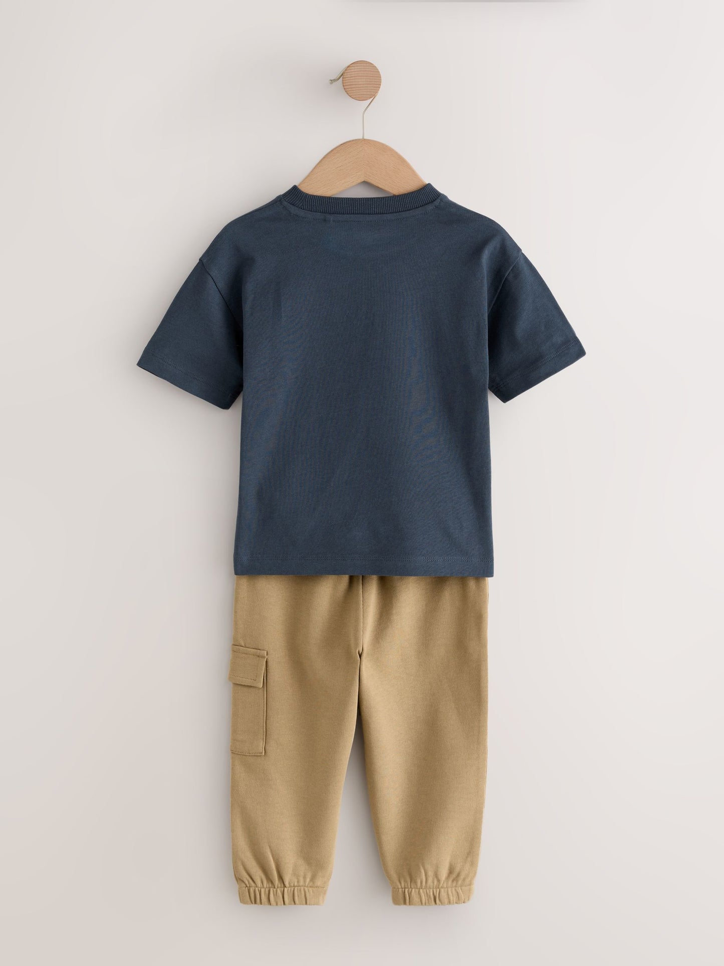 Navy/Tan Short Sleeve T-Shirt and Utility Joggers Set (3mths-7yrs) image 4