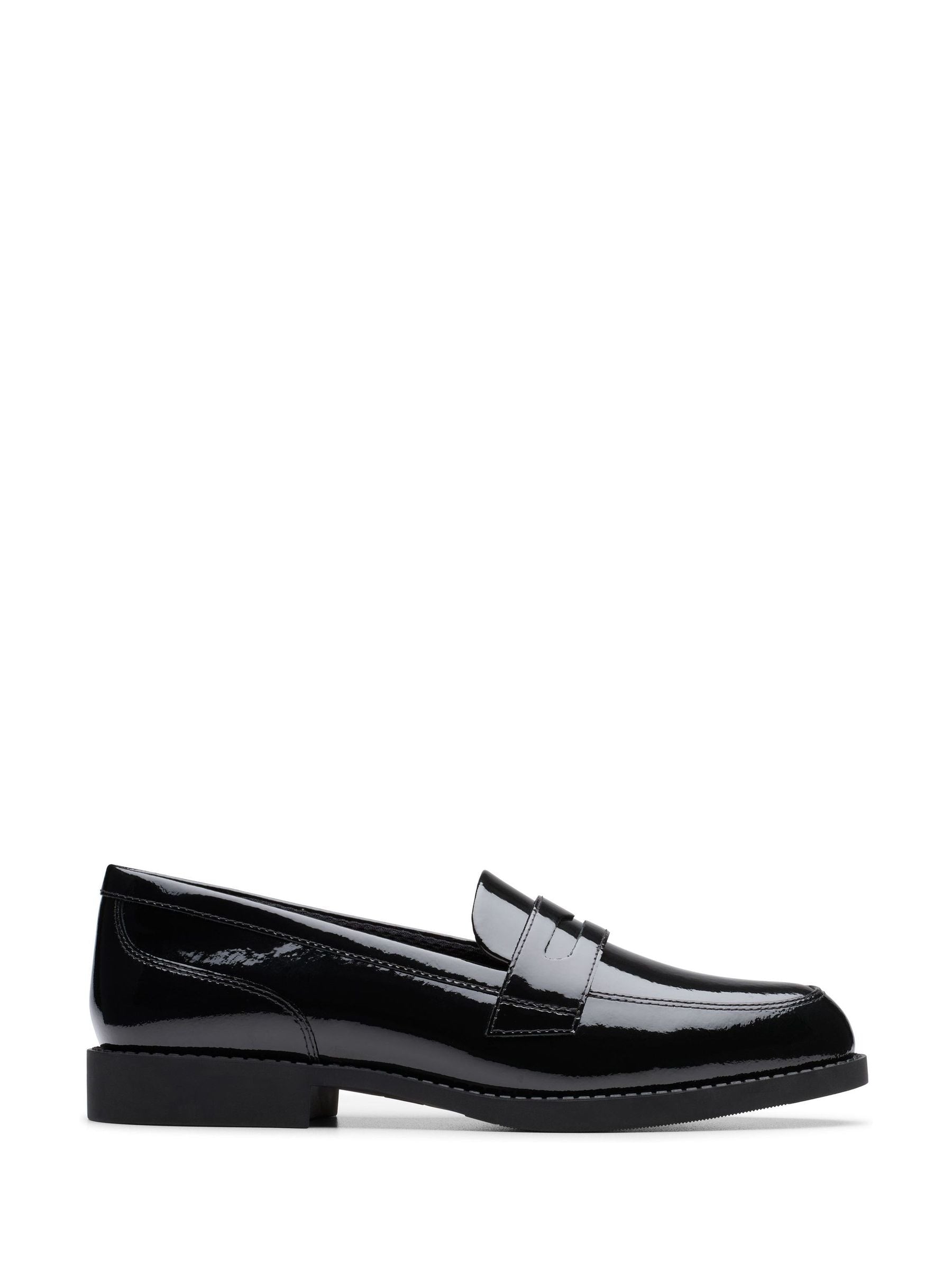 Dsiney Kidz - Clarks Black Patent Wide Fit (G) Older Girls Tappa Edge Loafers image 1