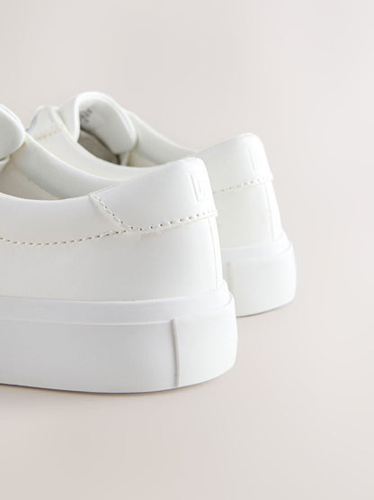 White Standard Fit (F) Lace-Up Smart Trainers image 3