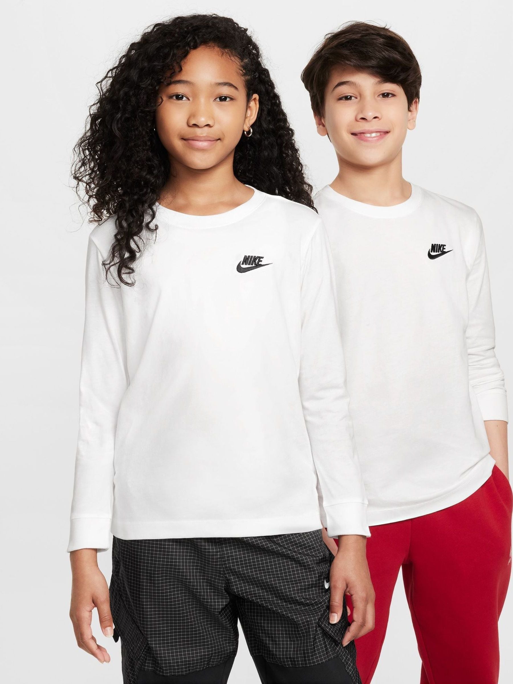 Dsiney Kidz - Nike White Sportswear Long Sleeve T-Shirt image 3