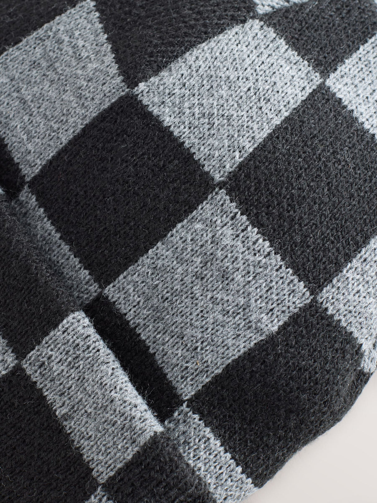 Dsiney Kidz - Black/Grey Check Beanie Hat (1-16yrs) image 3