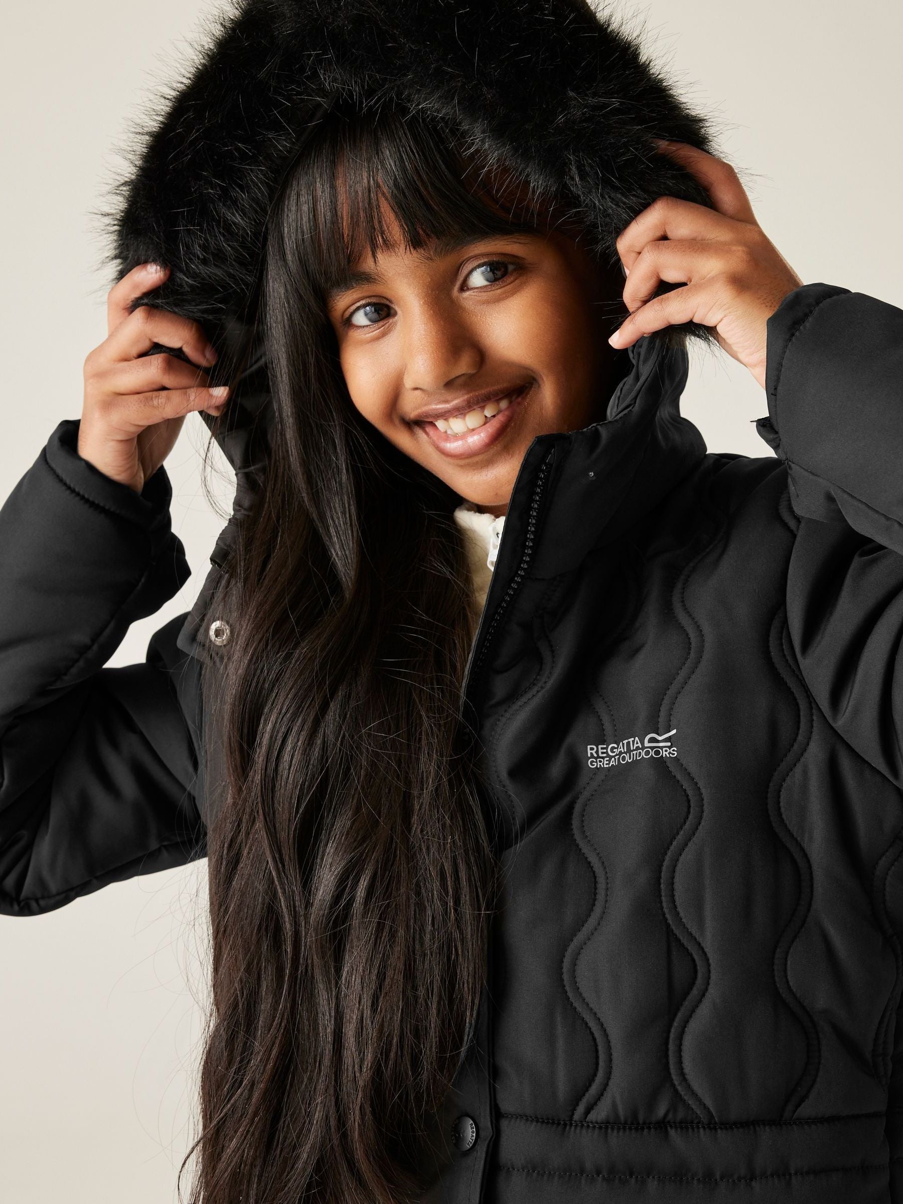 Dsiney Kidz - Regatta Black Fabrizia II Heavyweight Water Replellent Jacket image 5
