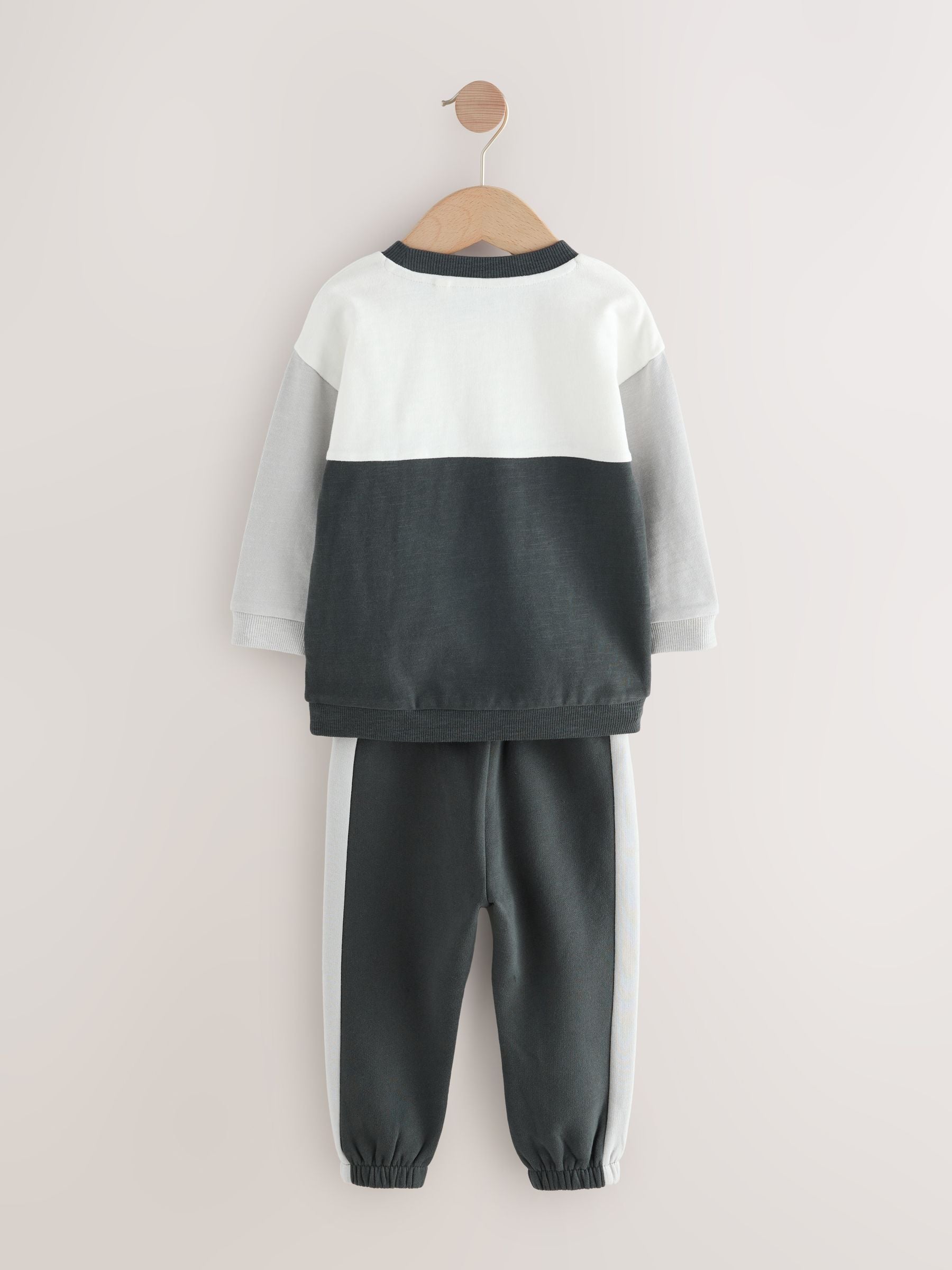 Black/White Long Sleeve Soft Touch T-Shirt and Joggers Set (3mths-7yrs) image 6