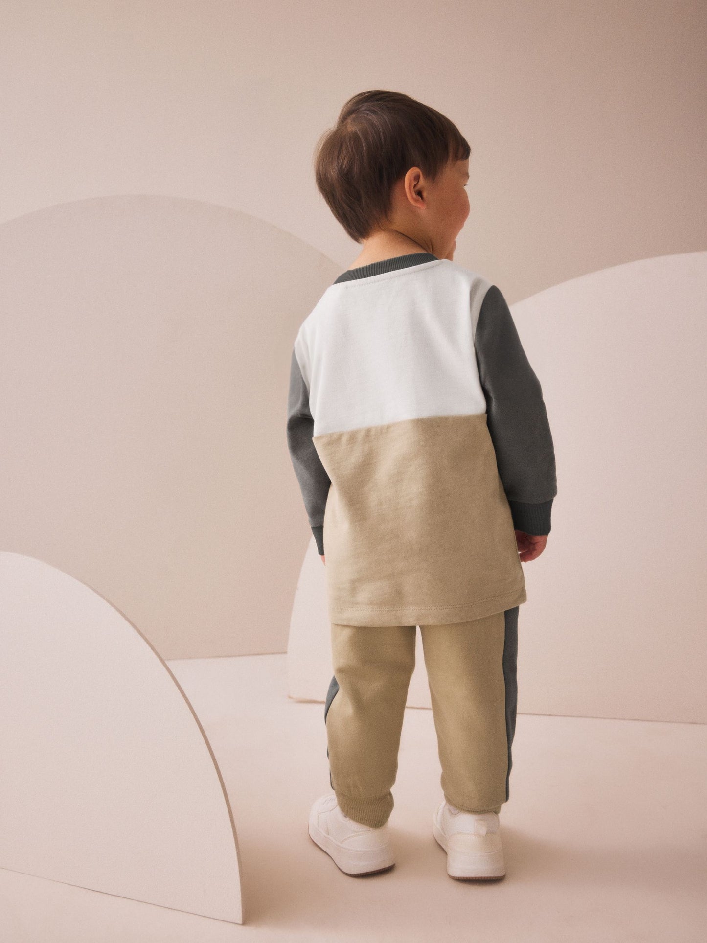 Dsiney Kidz - Neutral/Grey Long Sleeve Soft Touch T-Shirt and Joggers Set (3mths-7yrs) image 2