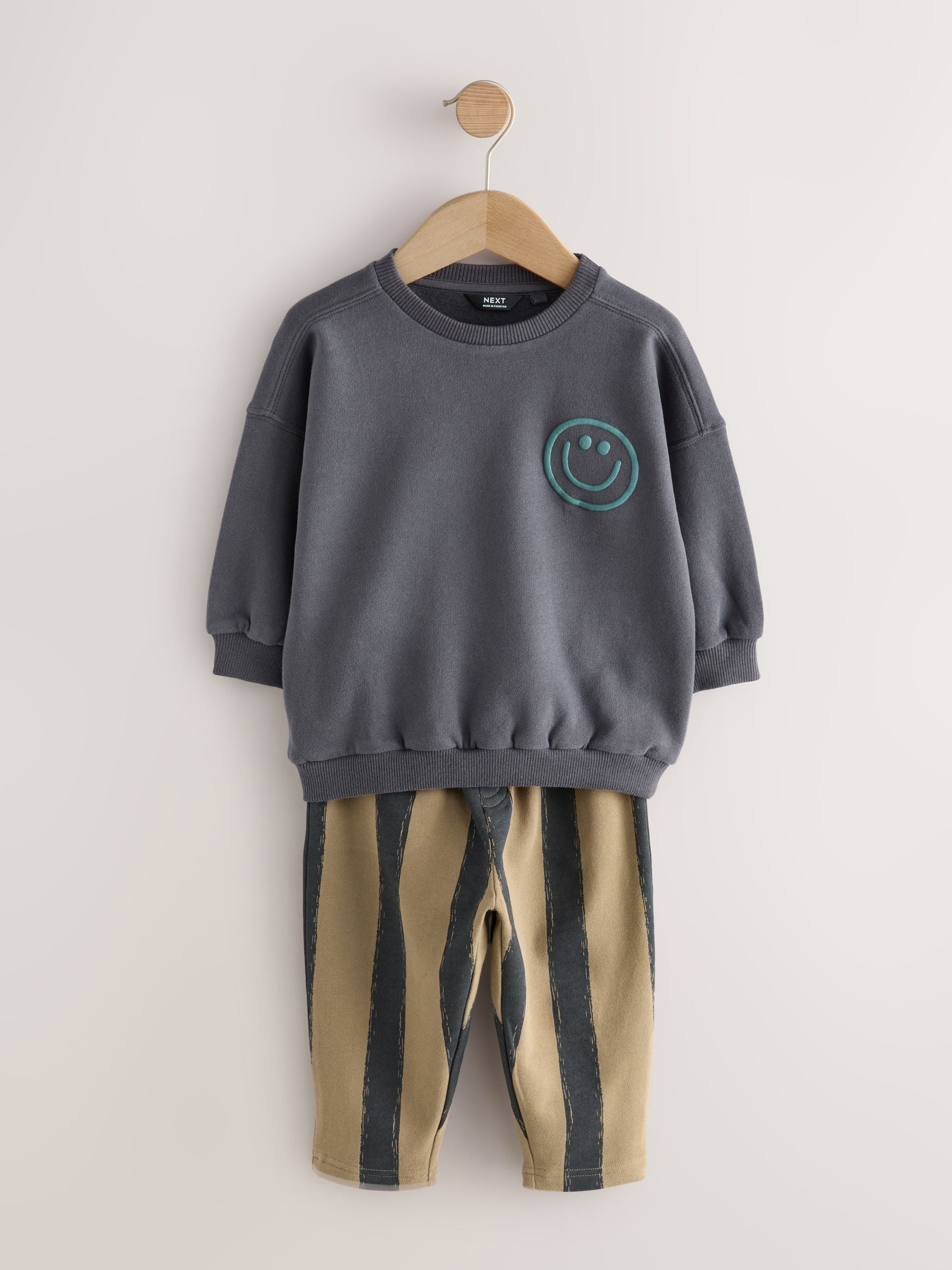Black/Brown Single Sweatshirt And Stripe Joggers Set (3mths-7yrs) image 5