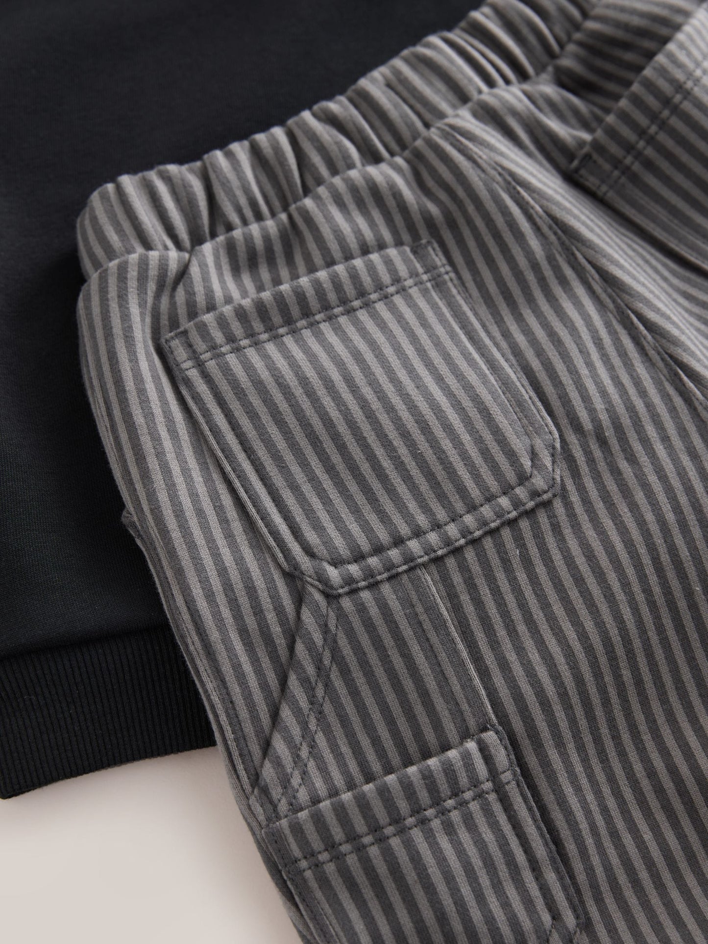 Black and Grey Printed Hoodie and Carpenter Joggers Set (3mths-7yrs)