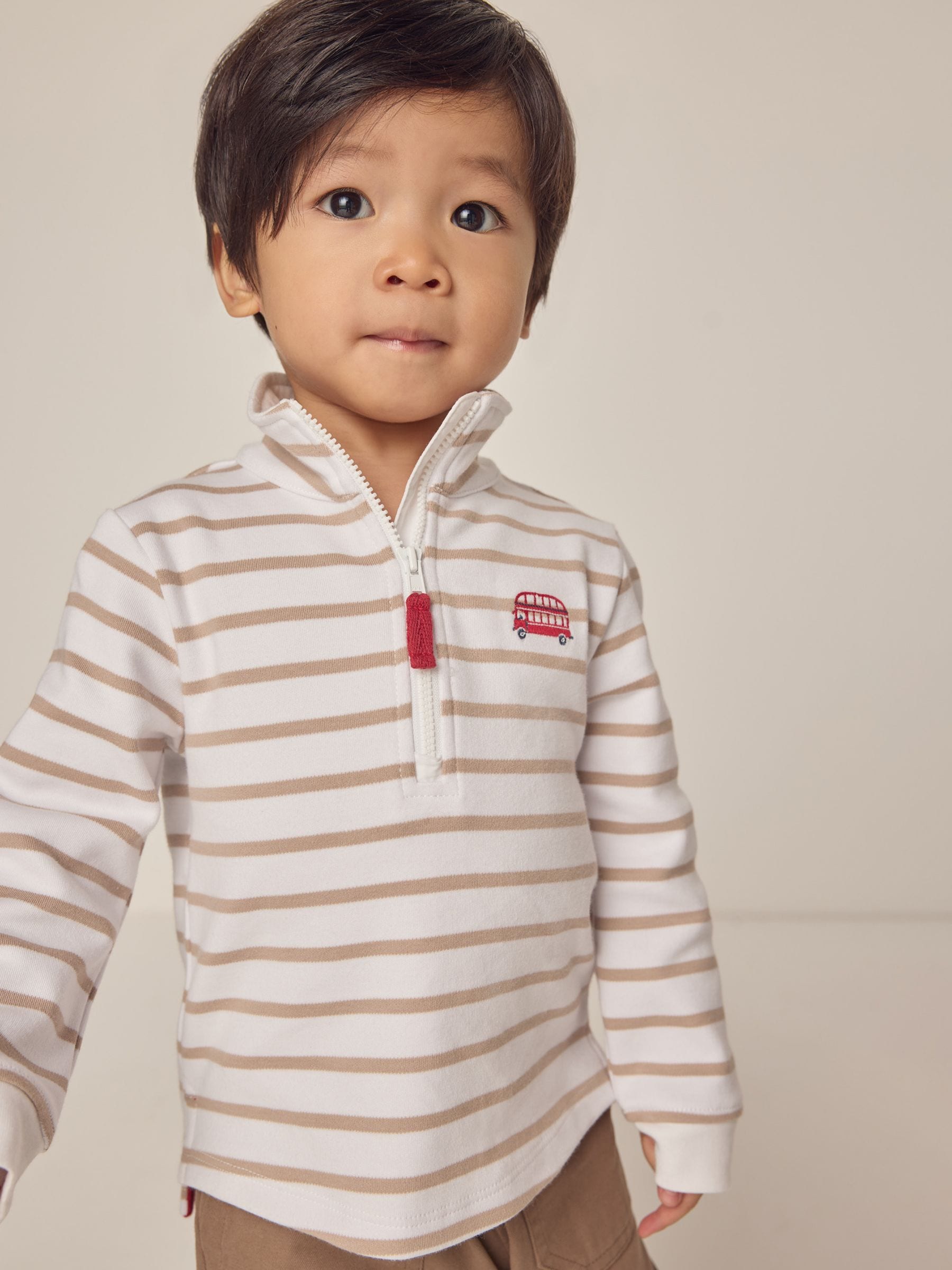 Dsiney Kidz - The White Company White Cotton London Bus Rugby Top image 1