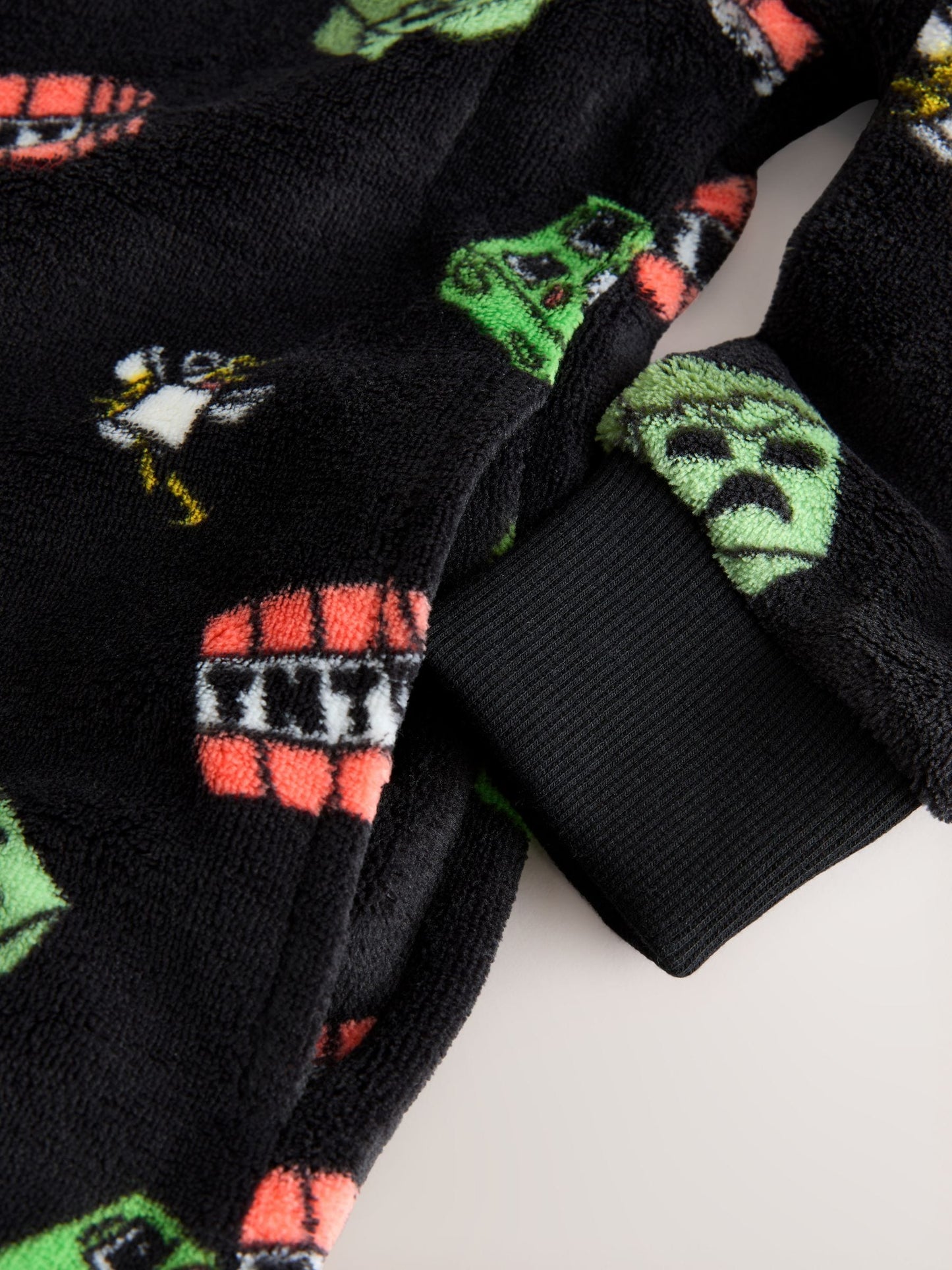 Black Minecraft Fleece License All-In-One (4-16yrs)