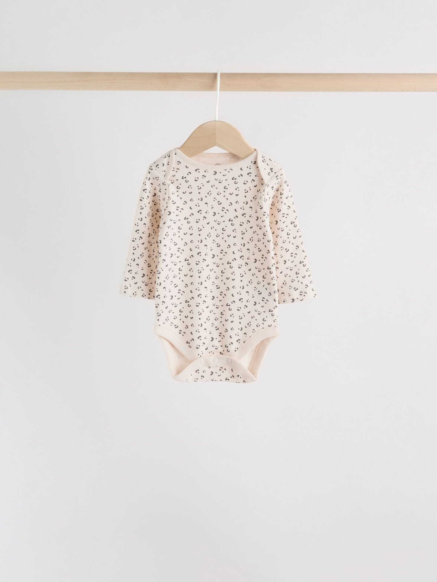 Monochrome Long Sleeve Baby Bodysuits 5 Pack image 5