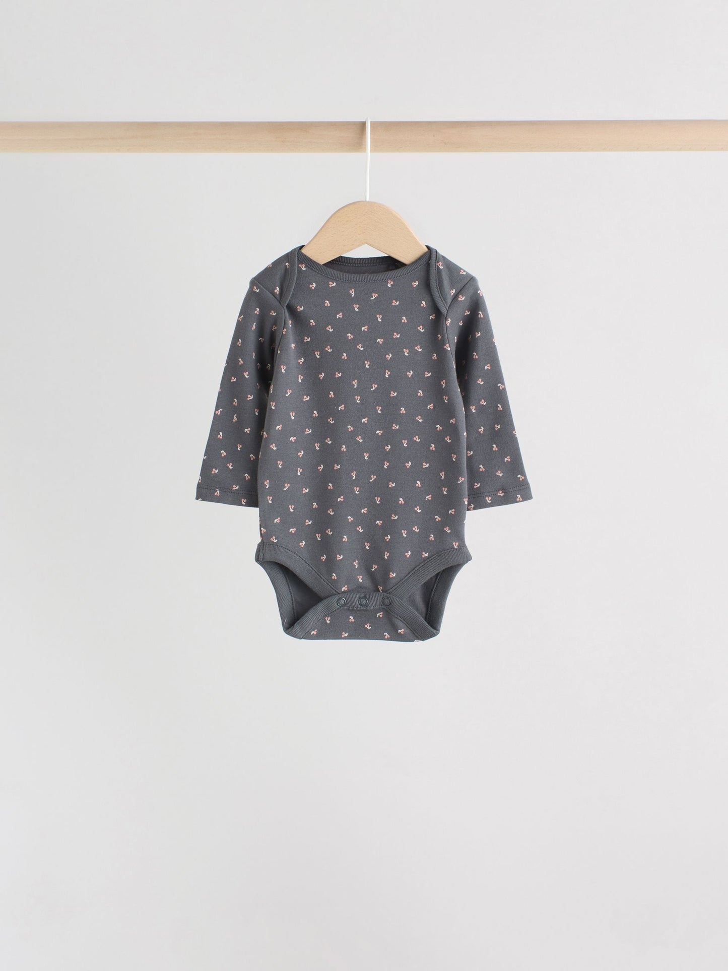 Monochrome Long Sleeve Baby Bodysuits 5 Pack image 7