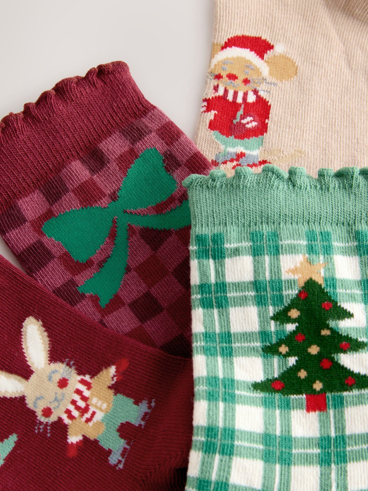 Red/Green and Cream Cotton Rich Christmas Character Ankle Socks 4 Pack image 3