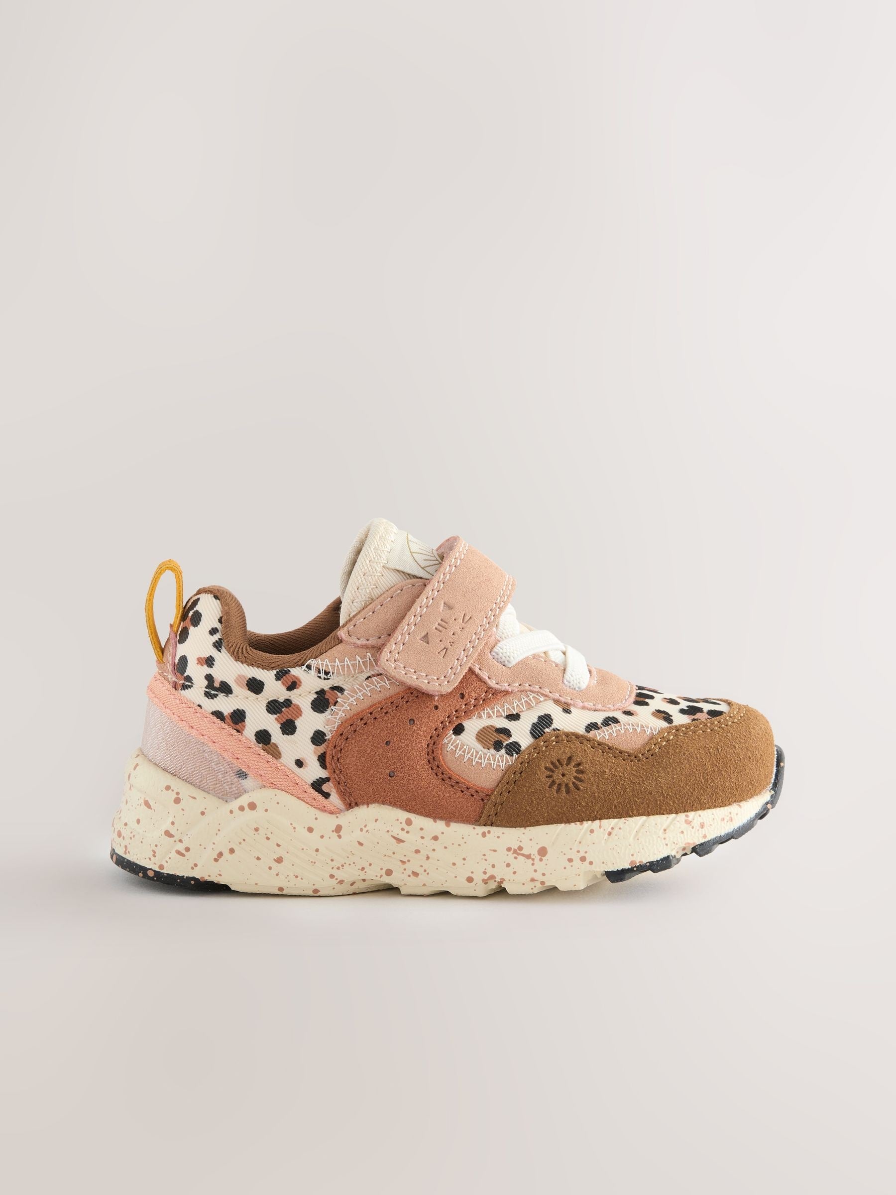Neutral Animal Standard Fit (F) Elastic Lace Touch Fasten Trainers image 3